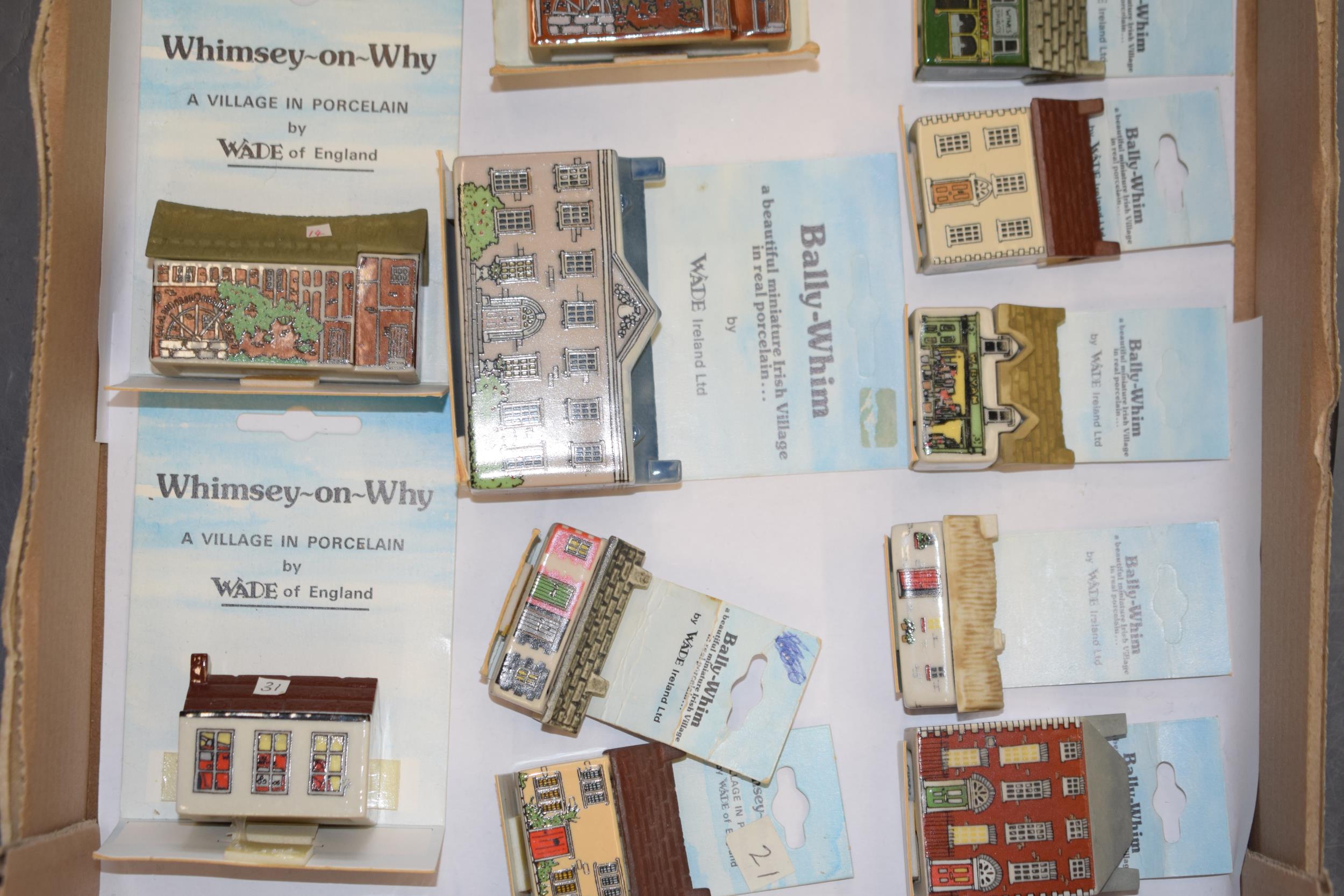 A collection of Wade new-old stock buildings to include Whimsey-on-Why, Bally-Whim and others ( - Bild 3 aus 4