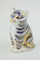 Royal Crown Derby paperweight in the form of an 'Sitting Kitten', first quality with stopper, Height