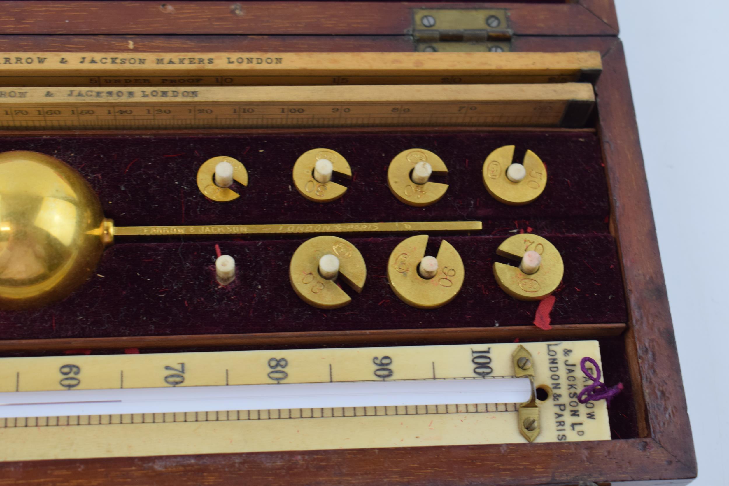 Mahogany cased 19th century Sikes' Hydrometer by Farrow & Jackson, London & Paris. 25cm x 12cm x - Image 3 of 4