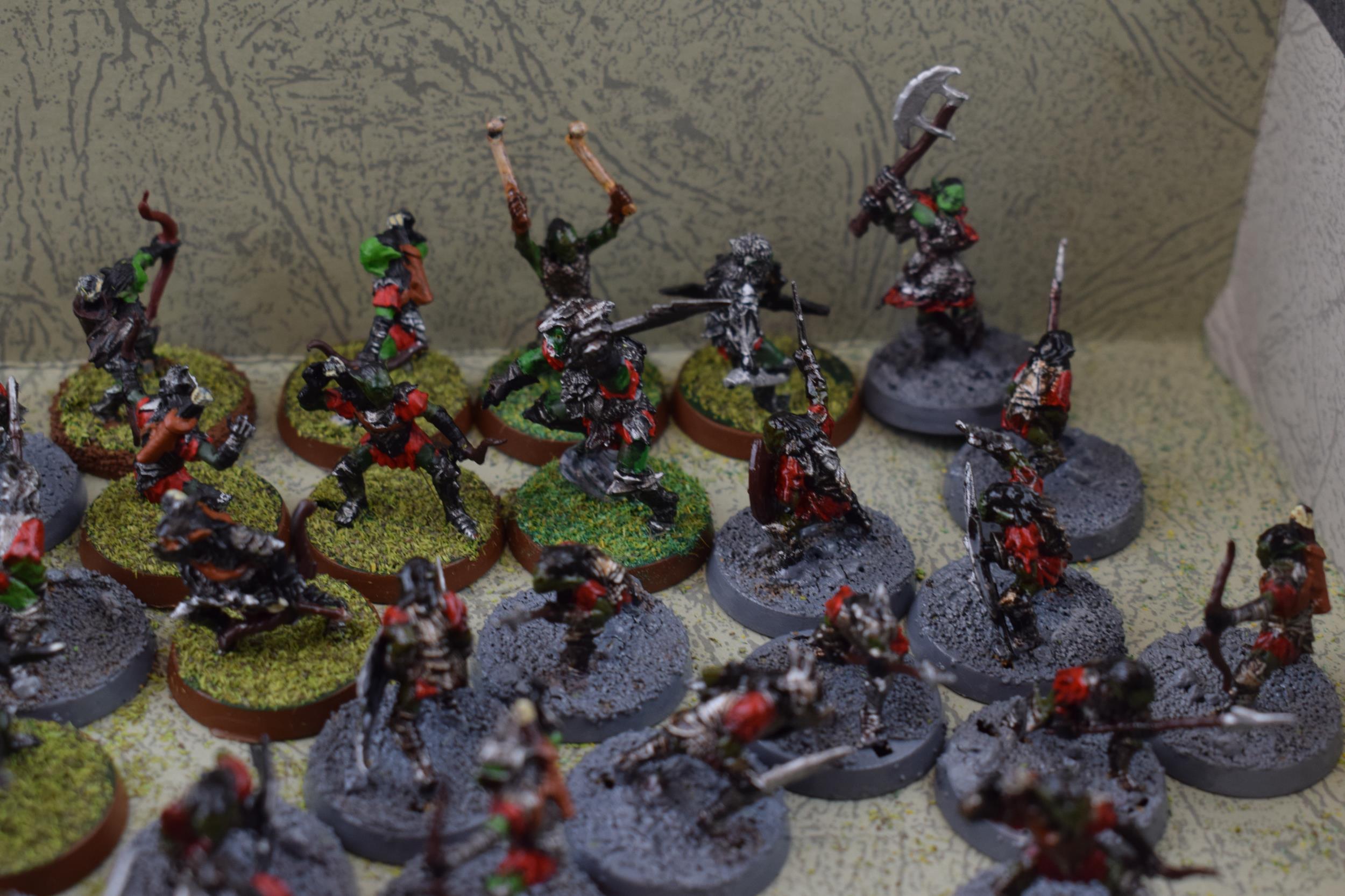 A collection of cast metal and plastic war-games and miniature figures by 'Games Workshop' from - Image 3 of 12