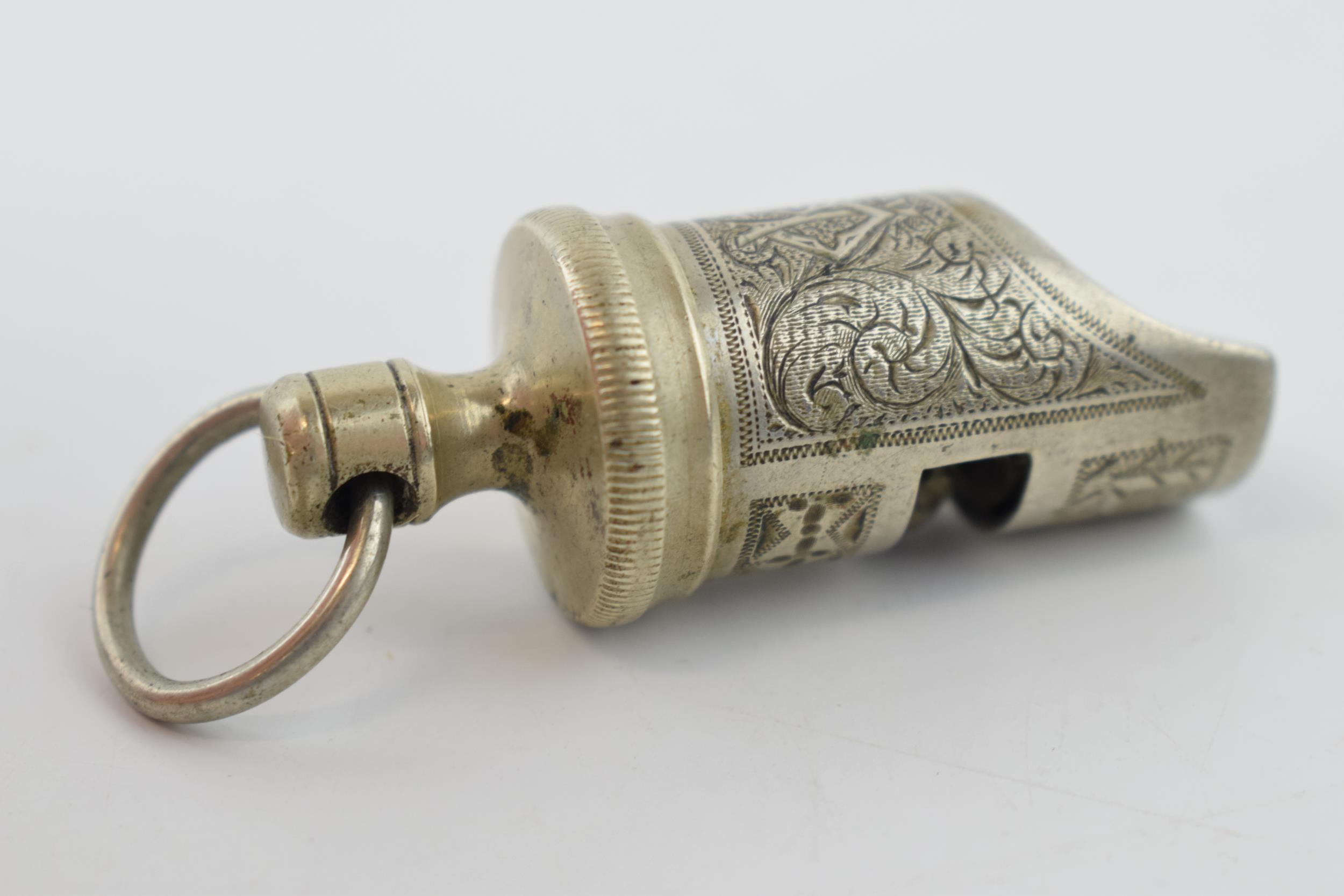 An antique whistle, possibly a safety whistle with monogram. 6cm. - Bild 3 aus 3