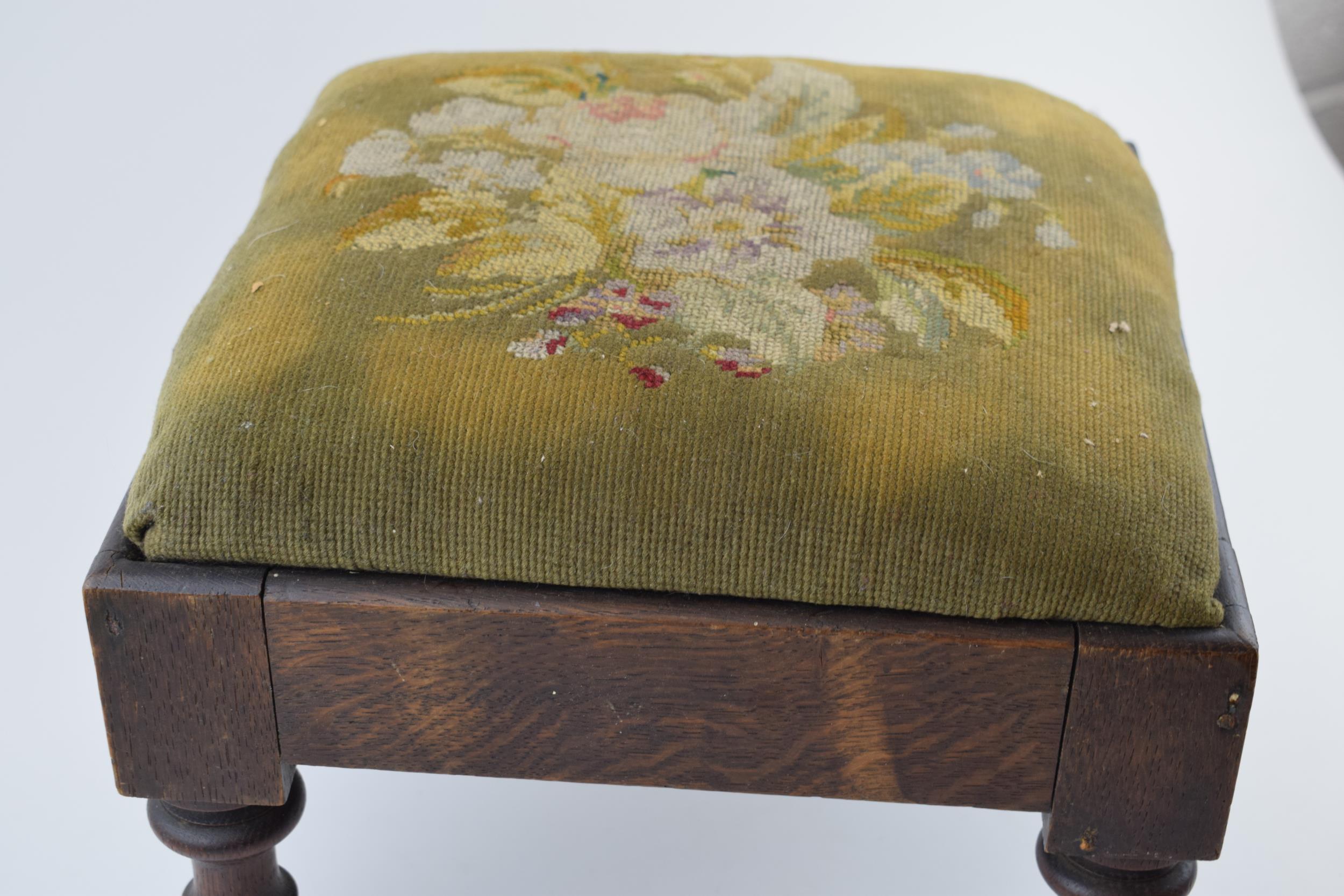 An antique footstool with tapestry decoration to top. Height 23cm. - Image 2 of 4