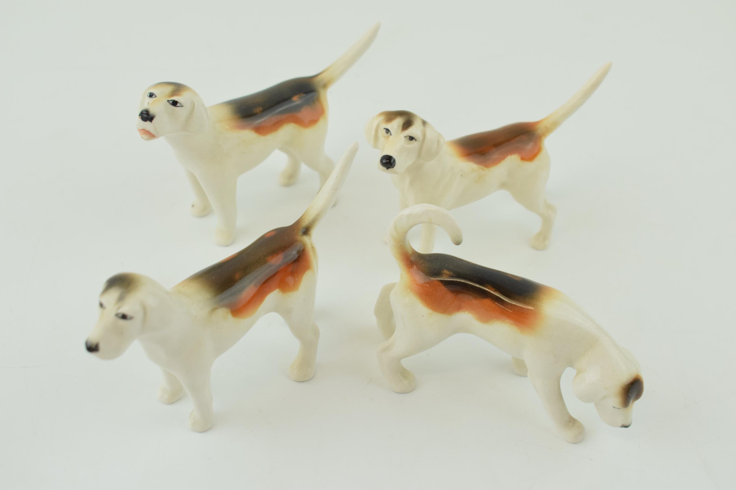 Beswick Foxhounds of varying models (4). In good condition with no obvious damage or restoration.