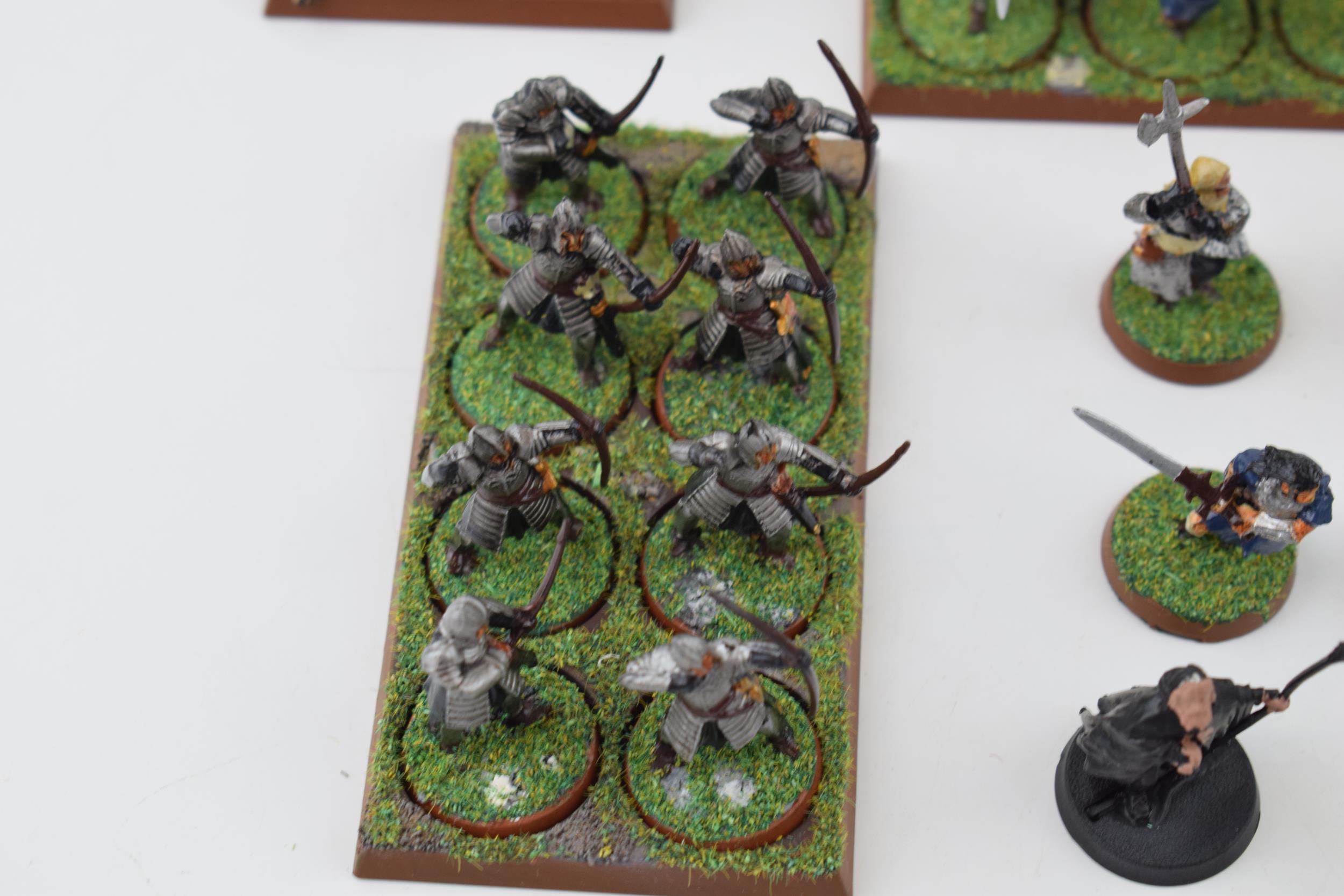 A collection of cast metal and plastic war-games and miniature figures by 'Games Workshop' from - Image 3 of 7