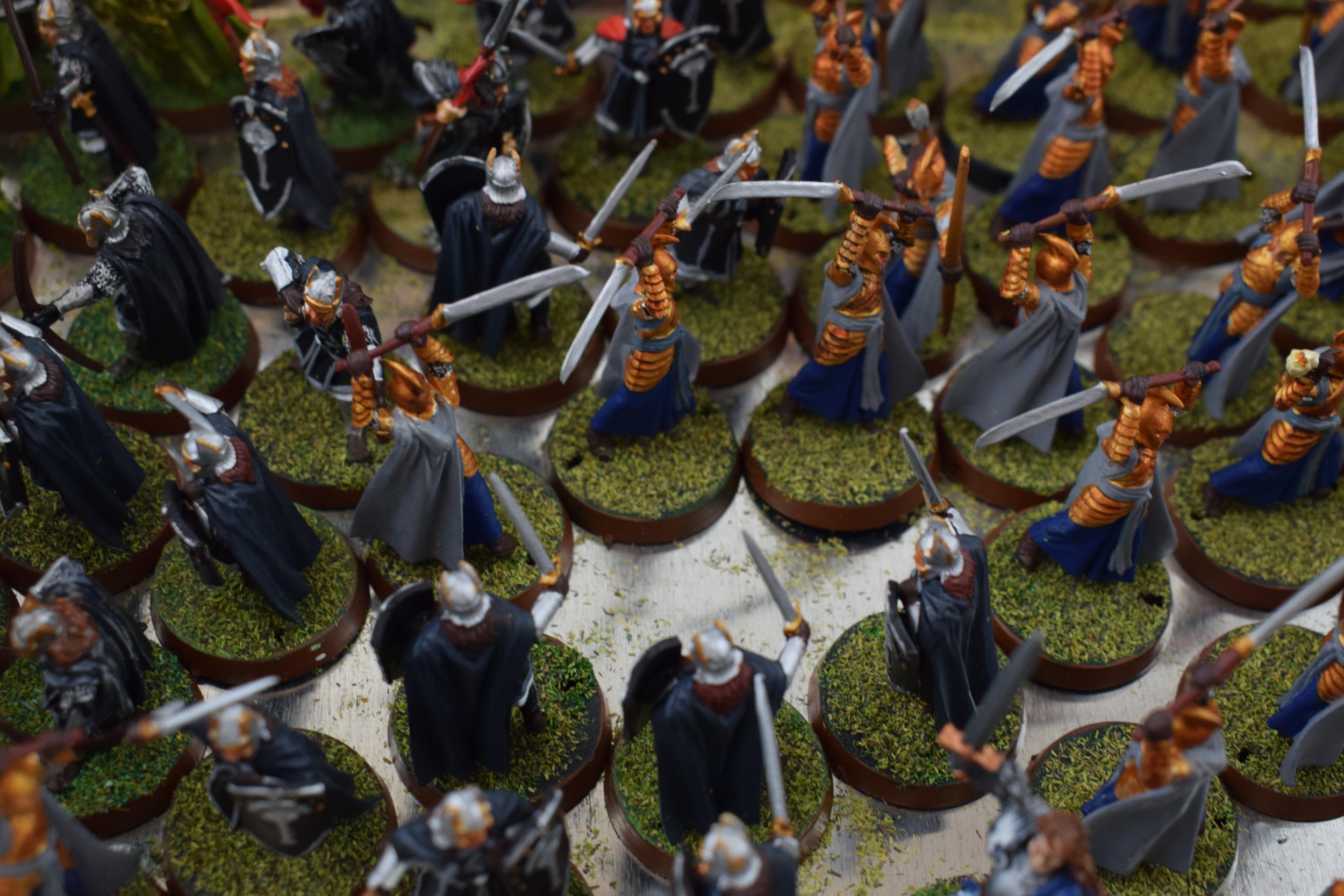A collection of cast metal war-games and miniature figures by 'Games Workshop' from the 'Lord of The - Image 5 of 10