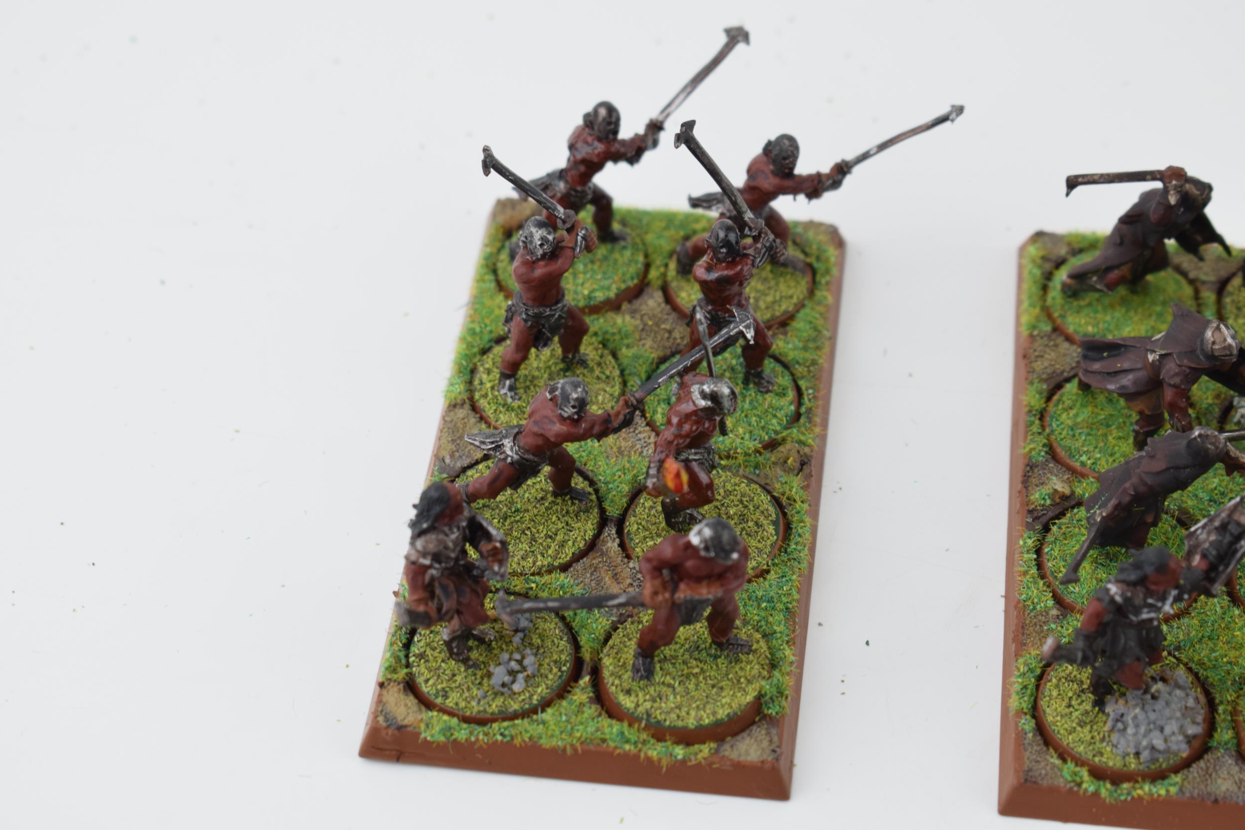 A collection of cast metal and plastic war-games and miniature figures by 'Games Workshop' from - Image 5 of 11