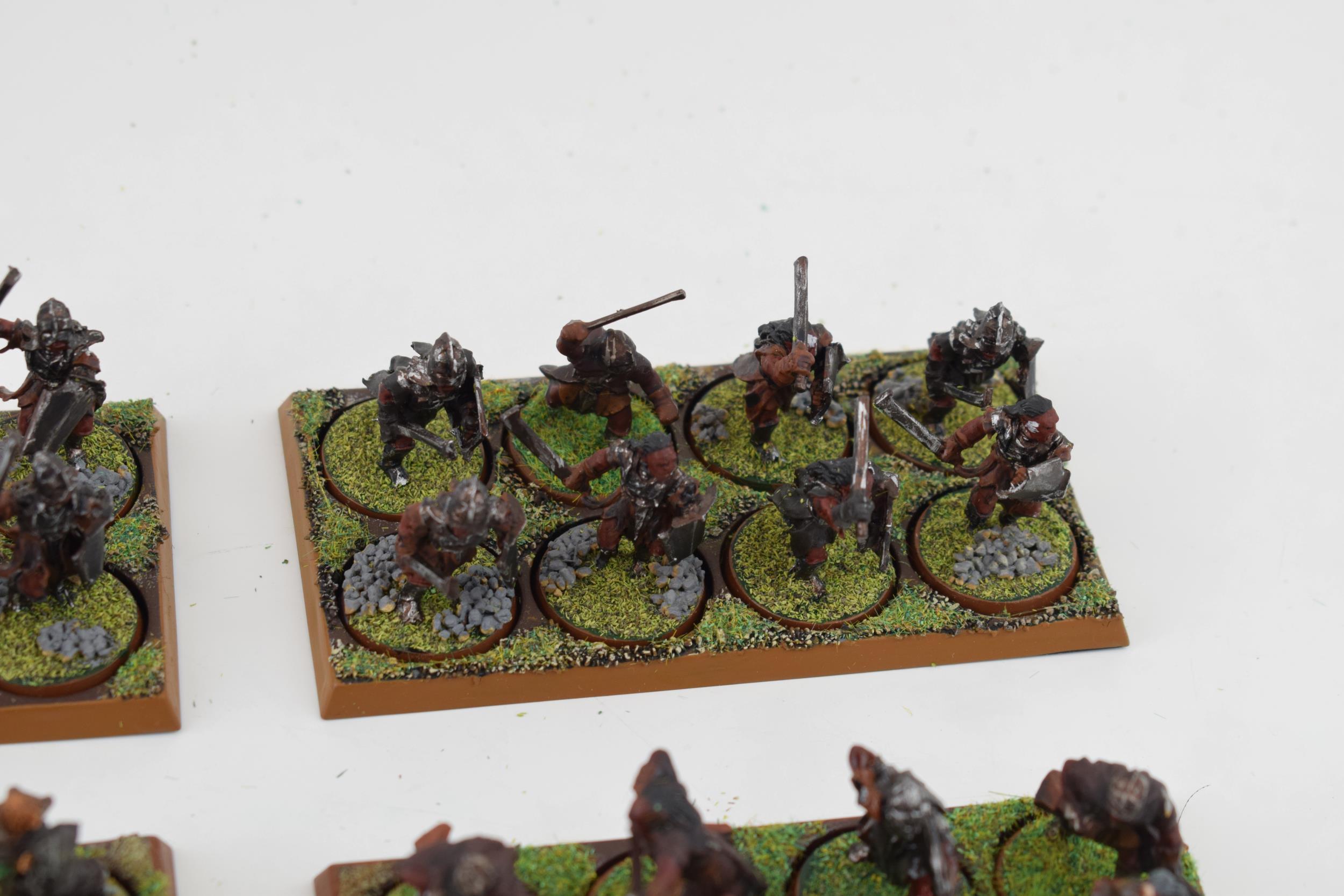 A collection of cast metal and plastic war-games and miniature figures by 'Games Workshop' from - Image 9 of 11