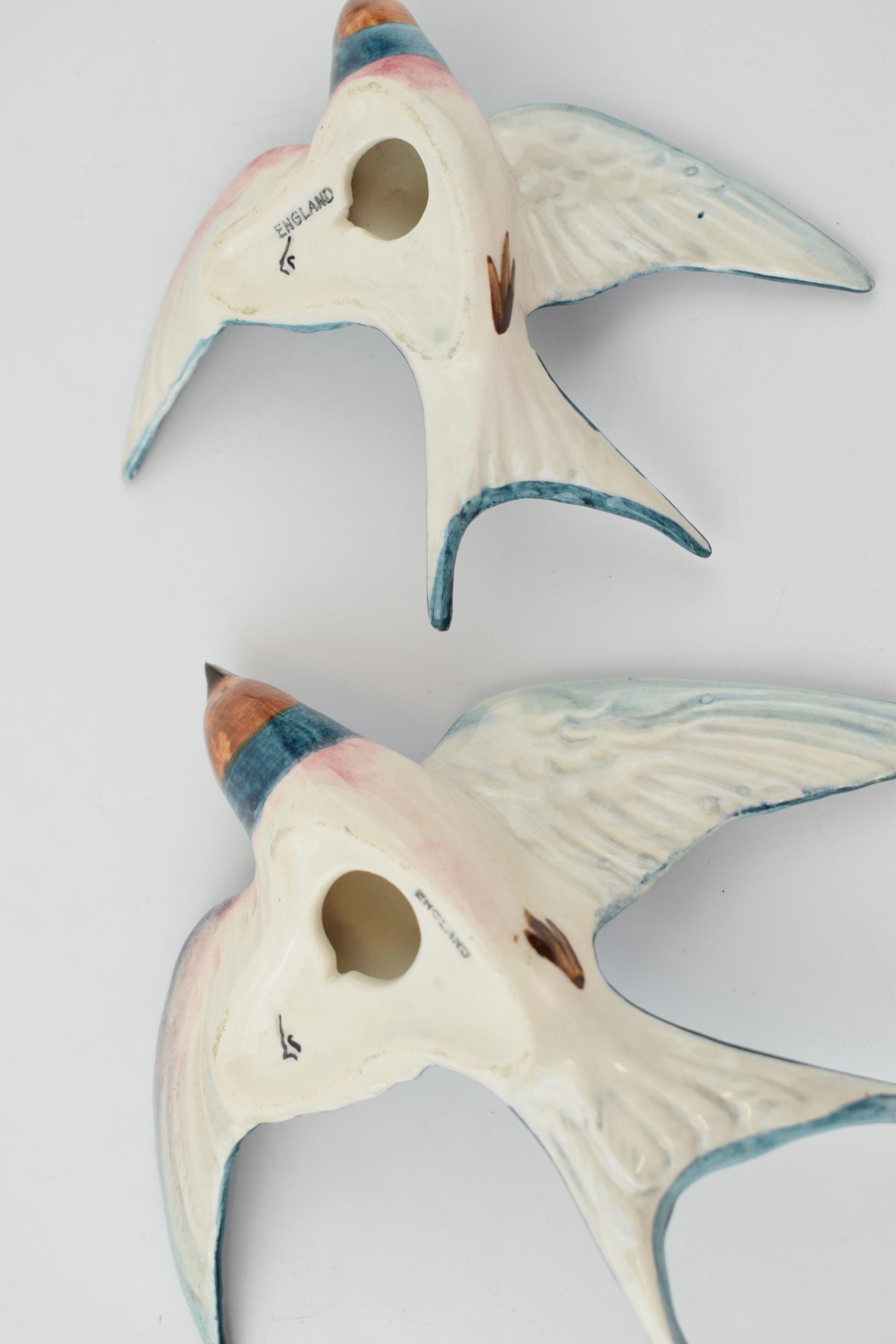A pair of Beswick Swallow wall plaques to include 757-2 and 757-3 (2). In good condition with no - Image 2 of 2