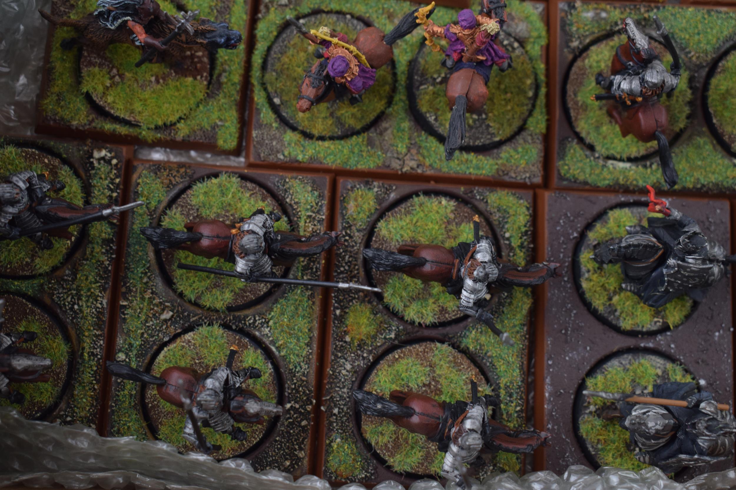 A collection of cast metal and plastic war-games and miniature figures by 'Games Workshop' from - Image 9 of 12