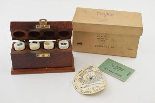 A vintage cased 'Troytest' jewllers precious metal testing kit. Height 8cm.