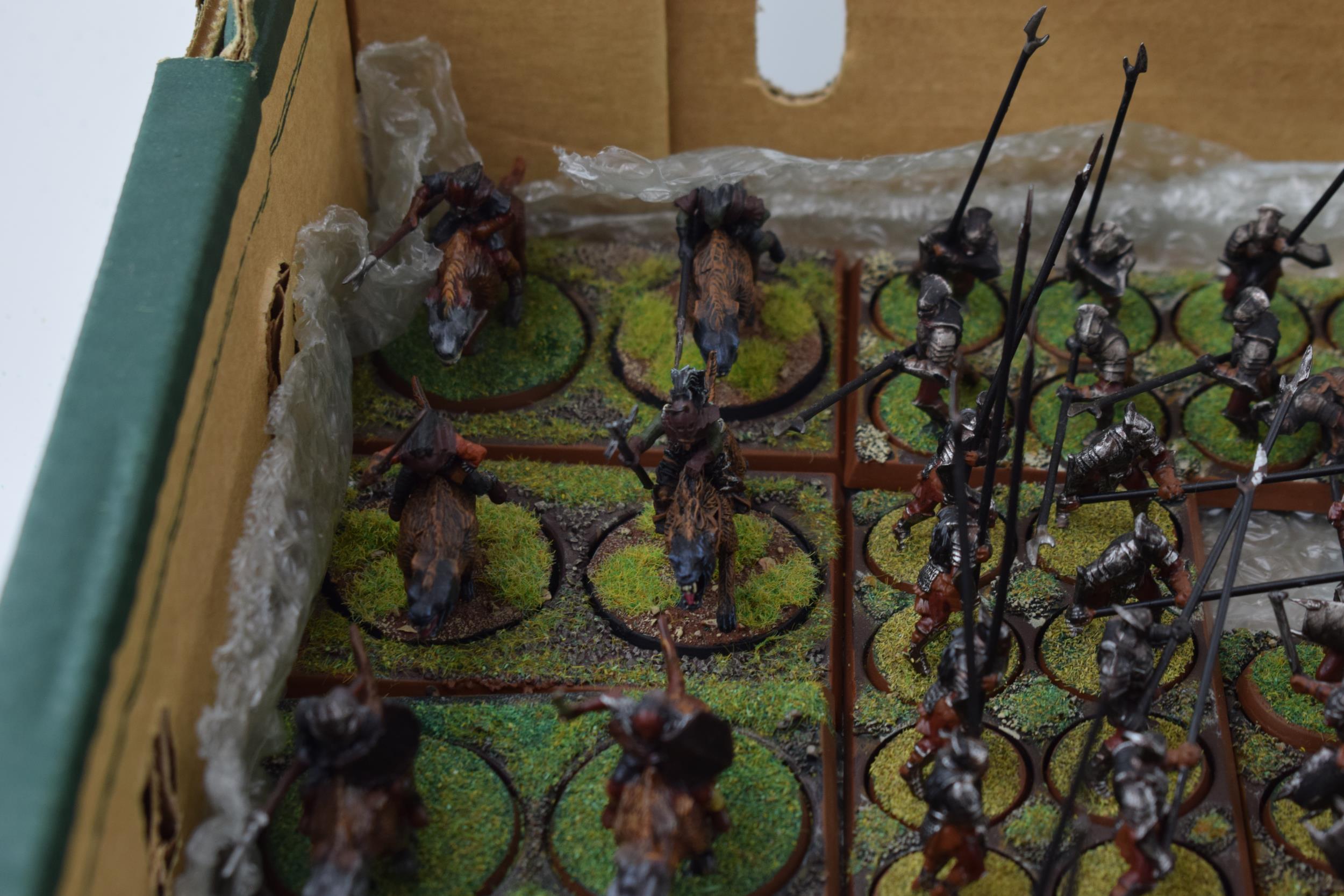A collection of cast metal and plastic war-games and miniature figures by 'Games Workshop' from - Image 10 of 14
