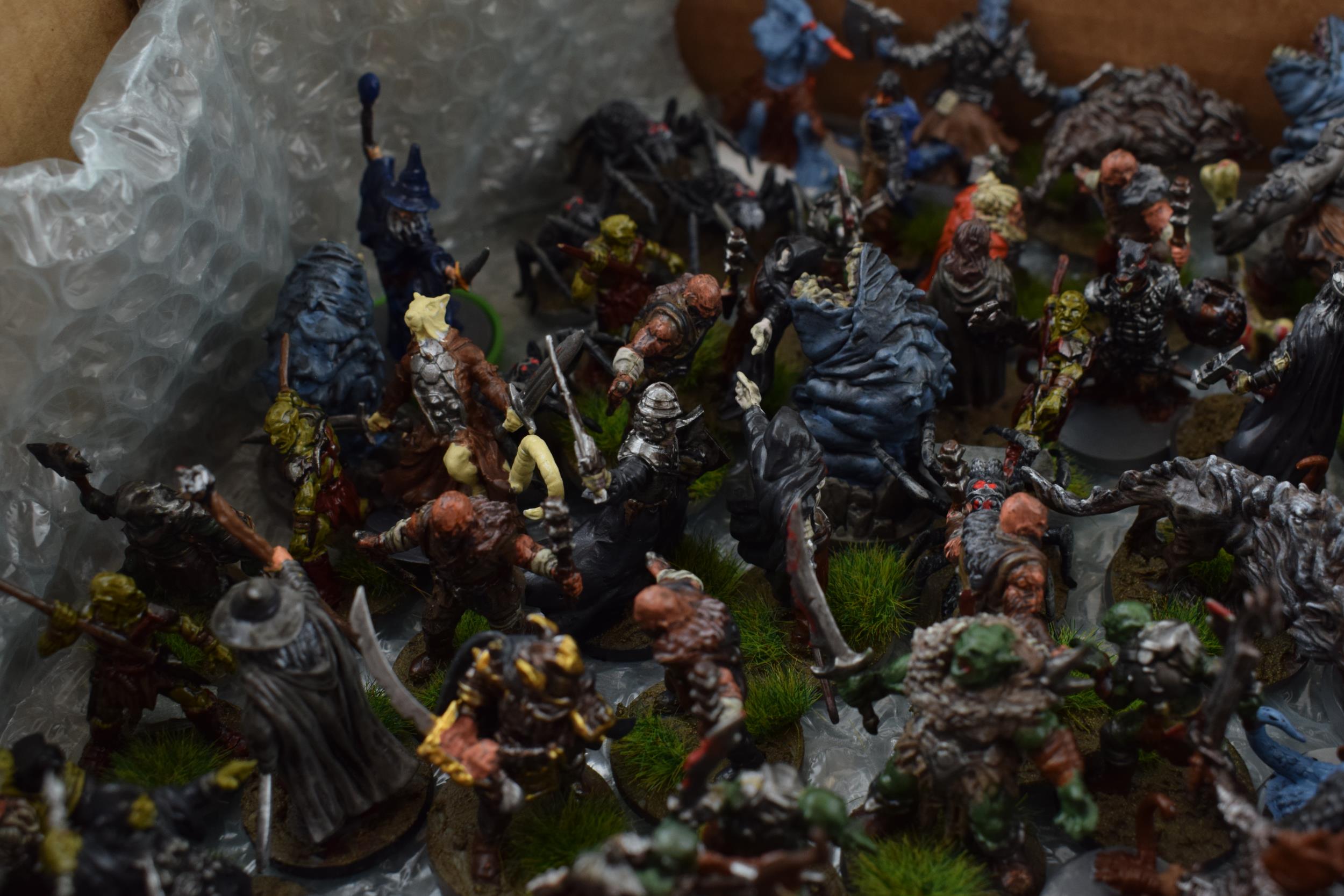A collection of cast metal war-games and miniature figures by 'Fantasy Flight Games' from the ' - Bild 6 aus 11