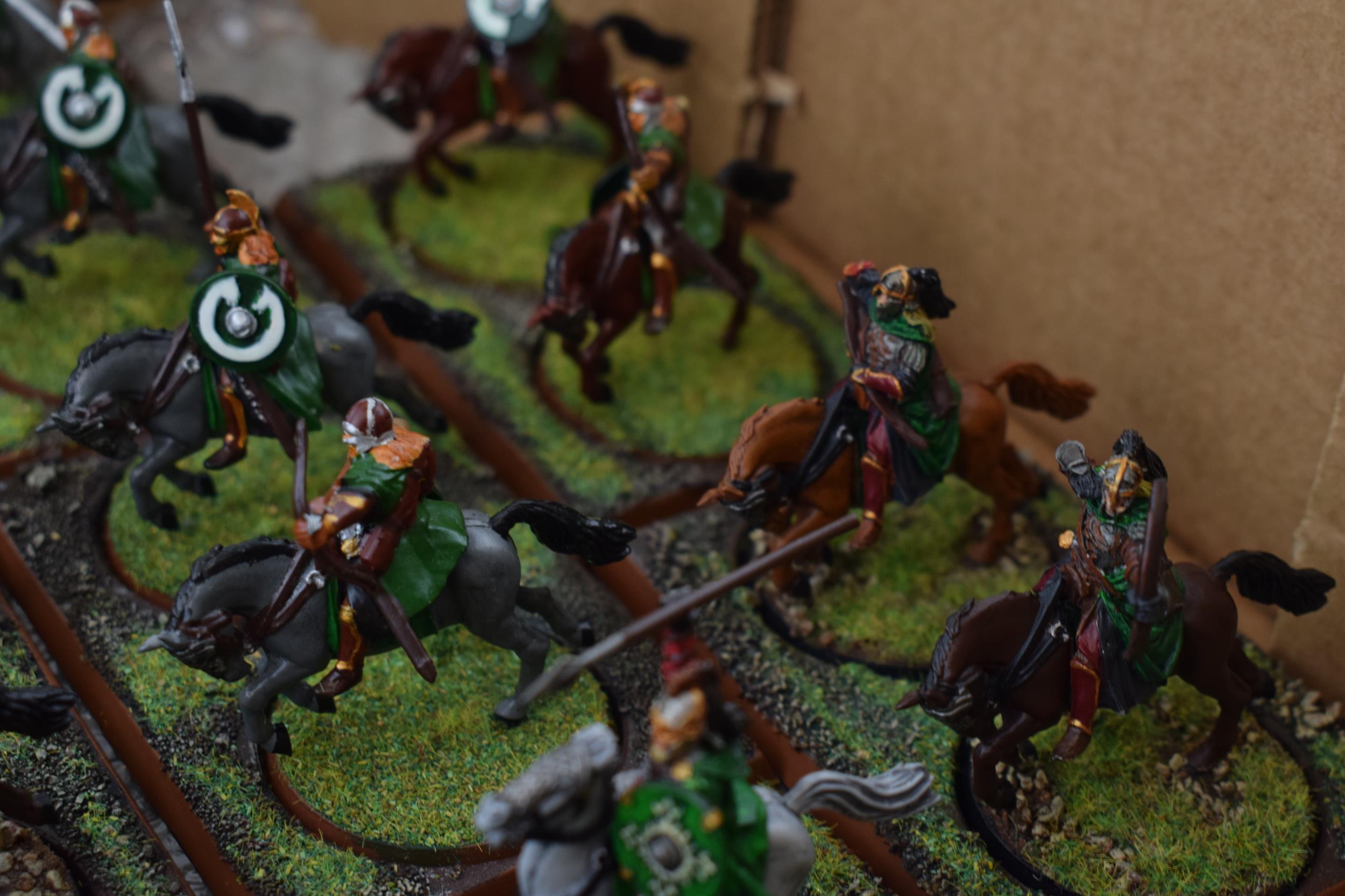 A collection of cast metal war-games and miniature figures by 'Games Workshop' from the 'Lord of The - Image 3 of 9