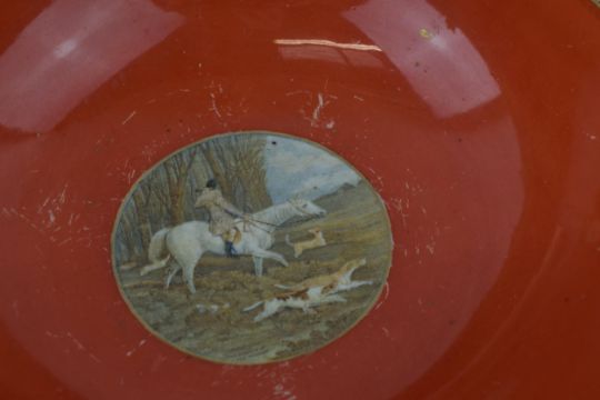 A Pratt Ware pedestal bowl with country scenes on orange background with a Sylvac large squirrel jug - Image 5 of 6