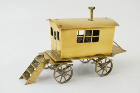 A scratch-built gypsy caravan / showman's wagon in brass. c1930s. Detailed model with moving wheels, - Image 2 of 5