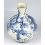 Kleine bauchige Vase China
