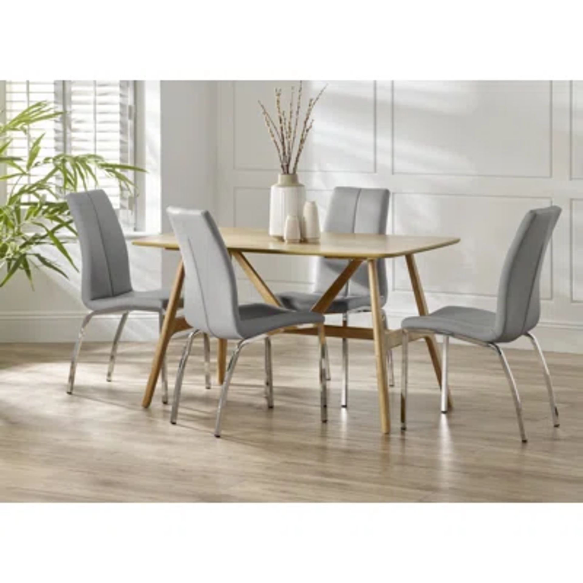 RRP £ 242.99 - Chantilly 75 Cm Dining Table Colour: Oak