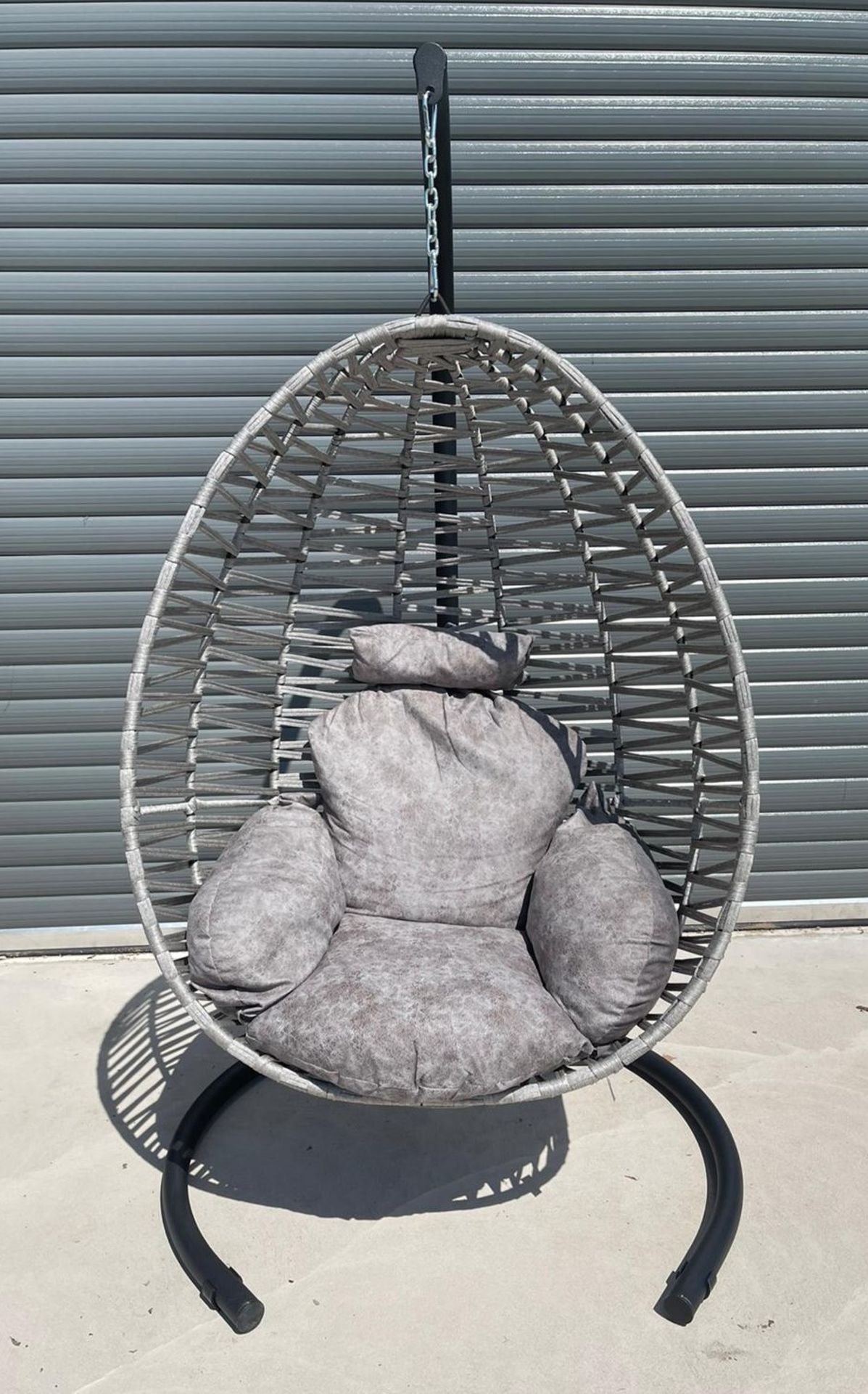 RRP Â£399 - Large Grey Woven Indoor/Outdoor Swinging Egg Chair - Our egg chair provides portable and