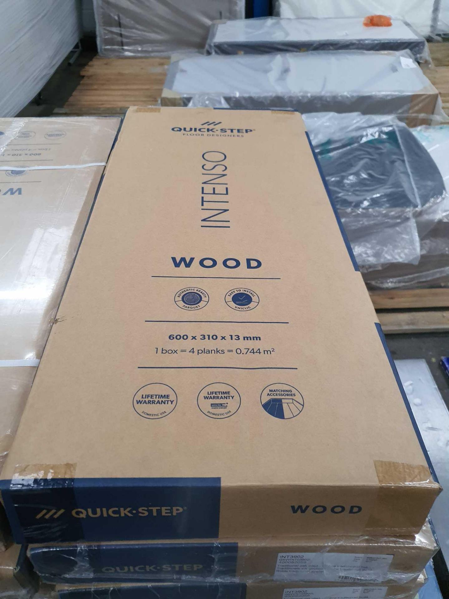 6 packs of Quick Step Intenso wood flooring 1 pack covers 0.744m2 - Image 5 of 5