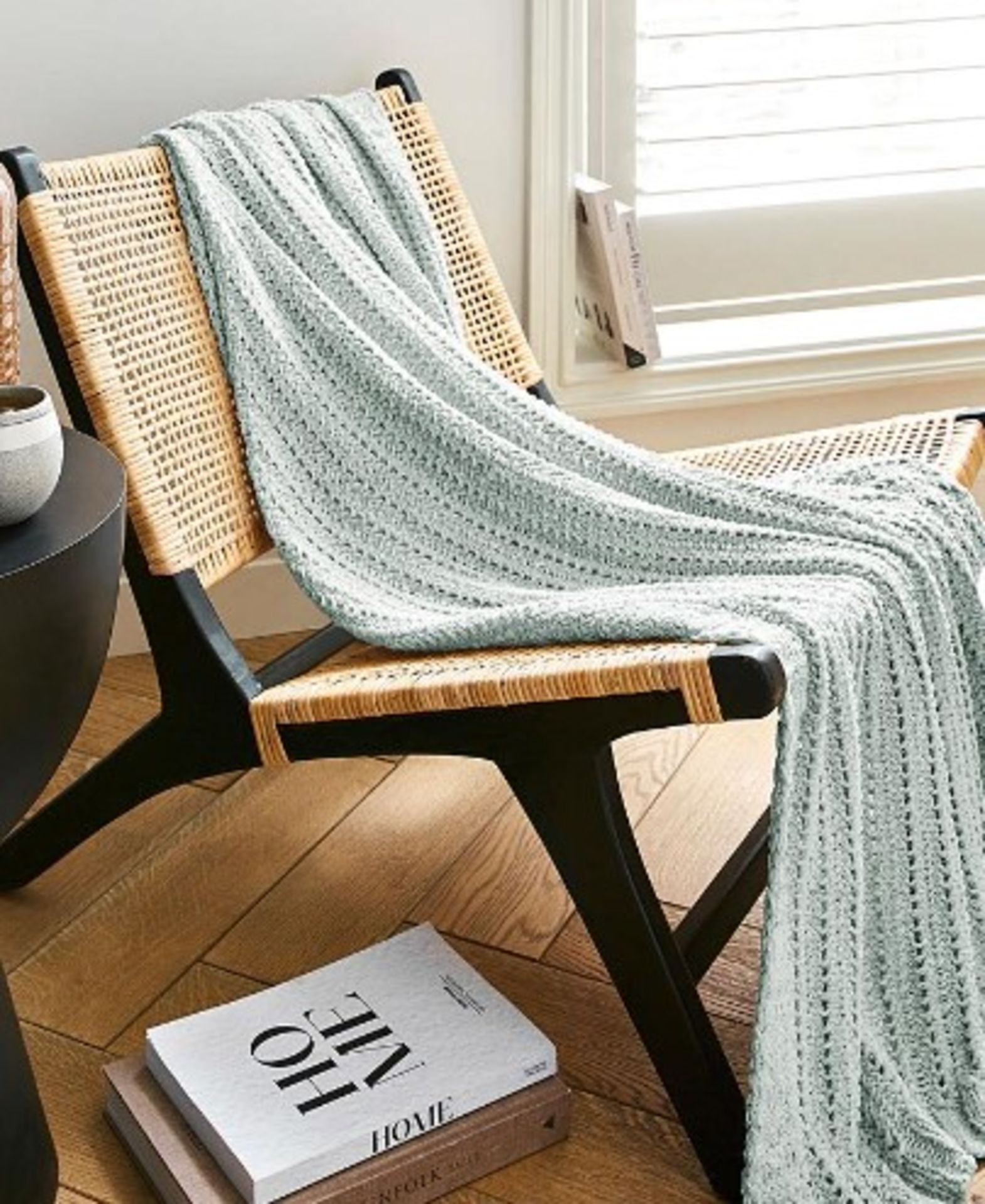RRP £49 - Chenille Basket Weave Throw GG1737