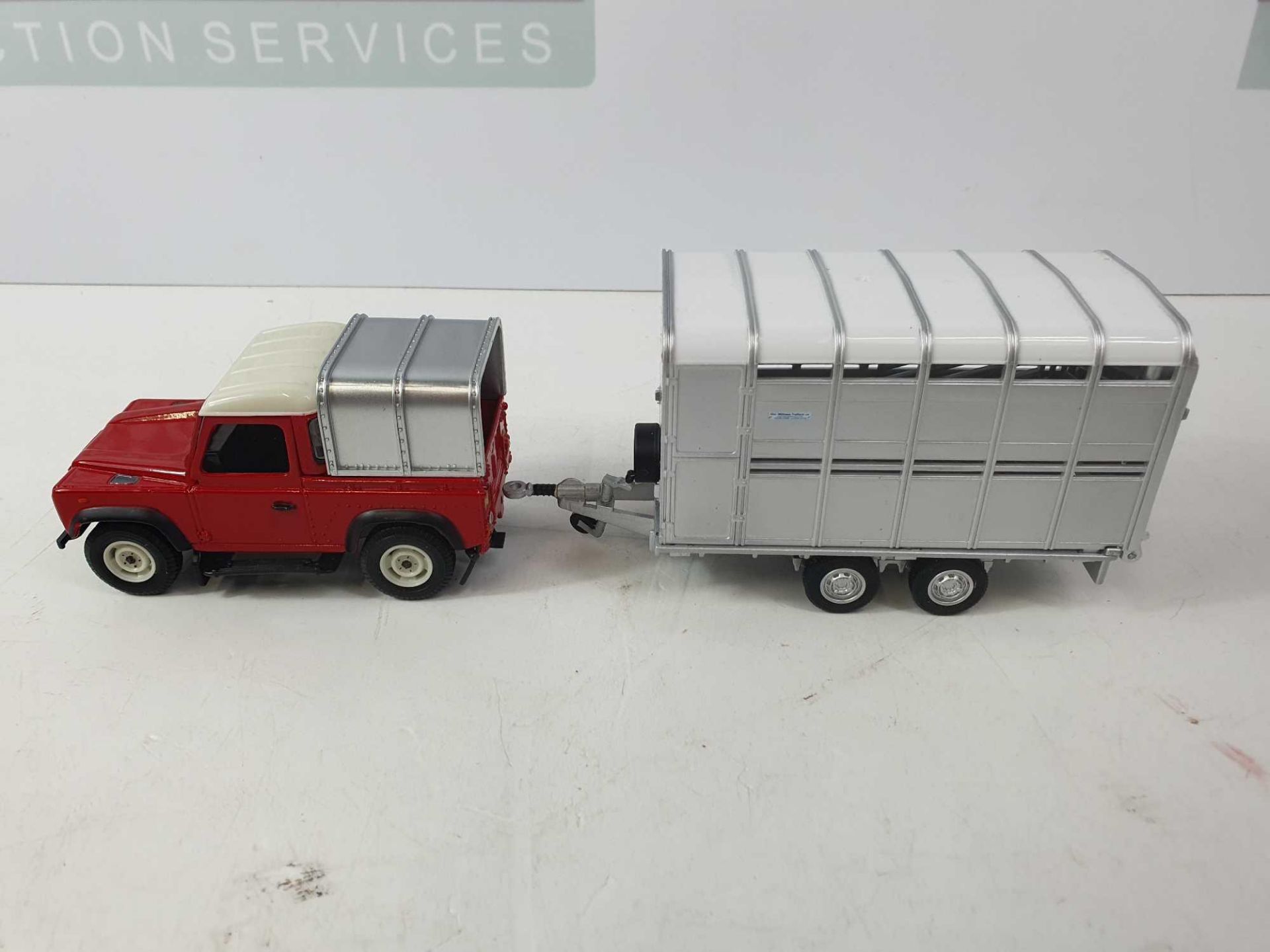 LAND ROVER DEFENDER 90 TD5 AND IFOR WILLIAMS TRAILER