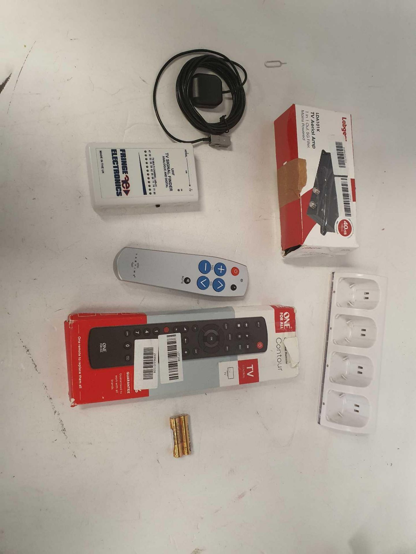 SELECTION OF ELECTRICAL INCLUDING REMOTES