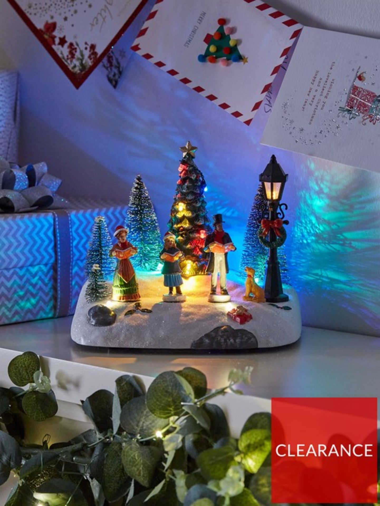 RRP £25.99 - Musical LED Christmas Scene with Motion UV96B