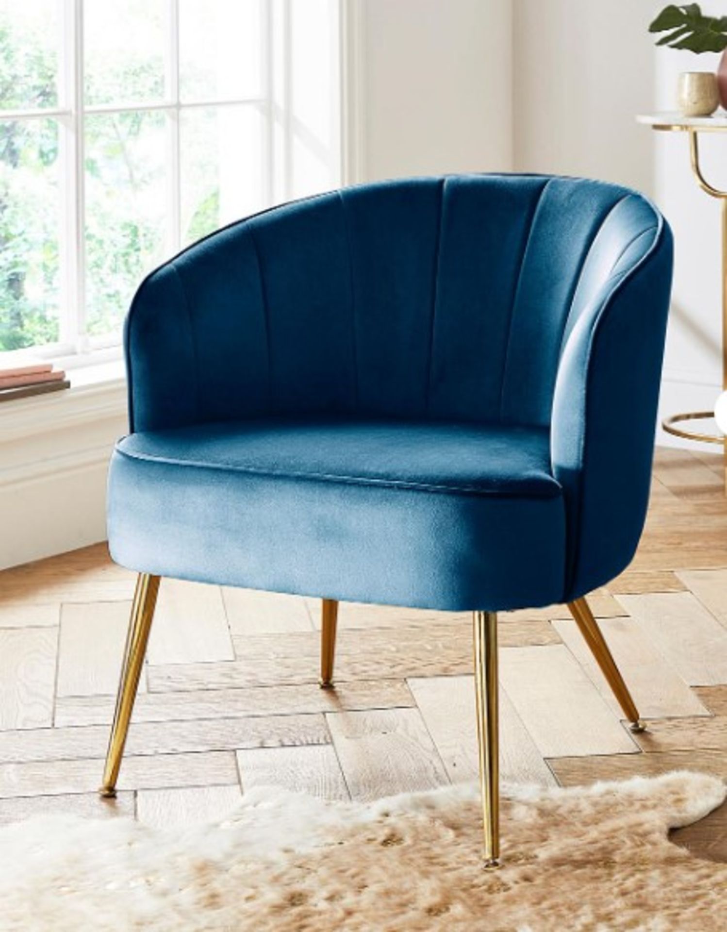 RRP £159.00 - Joanna Hope Esme Velvet Accent Chair Champagne