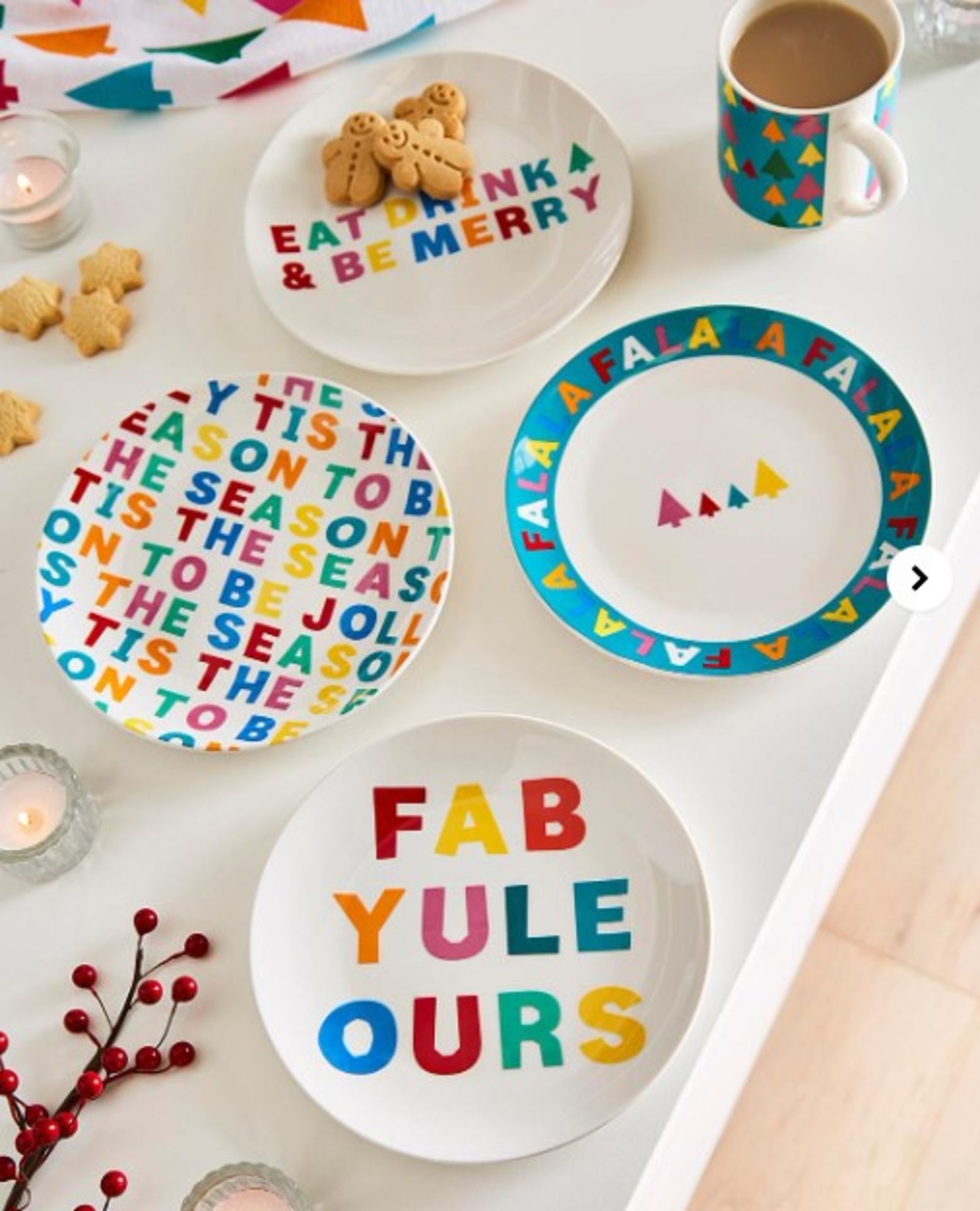 RRP £12.00 - Merry and Bright Set of 4 Side Plates