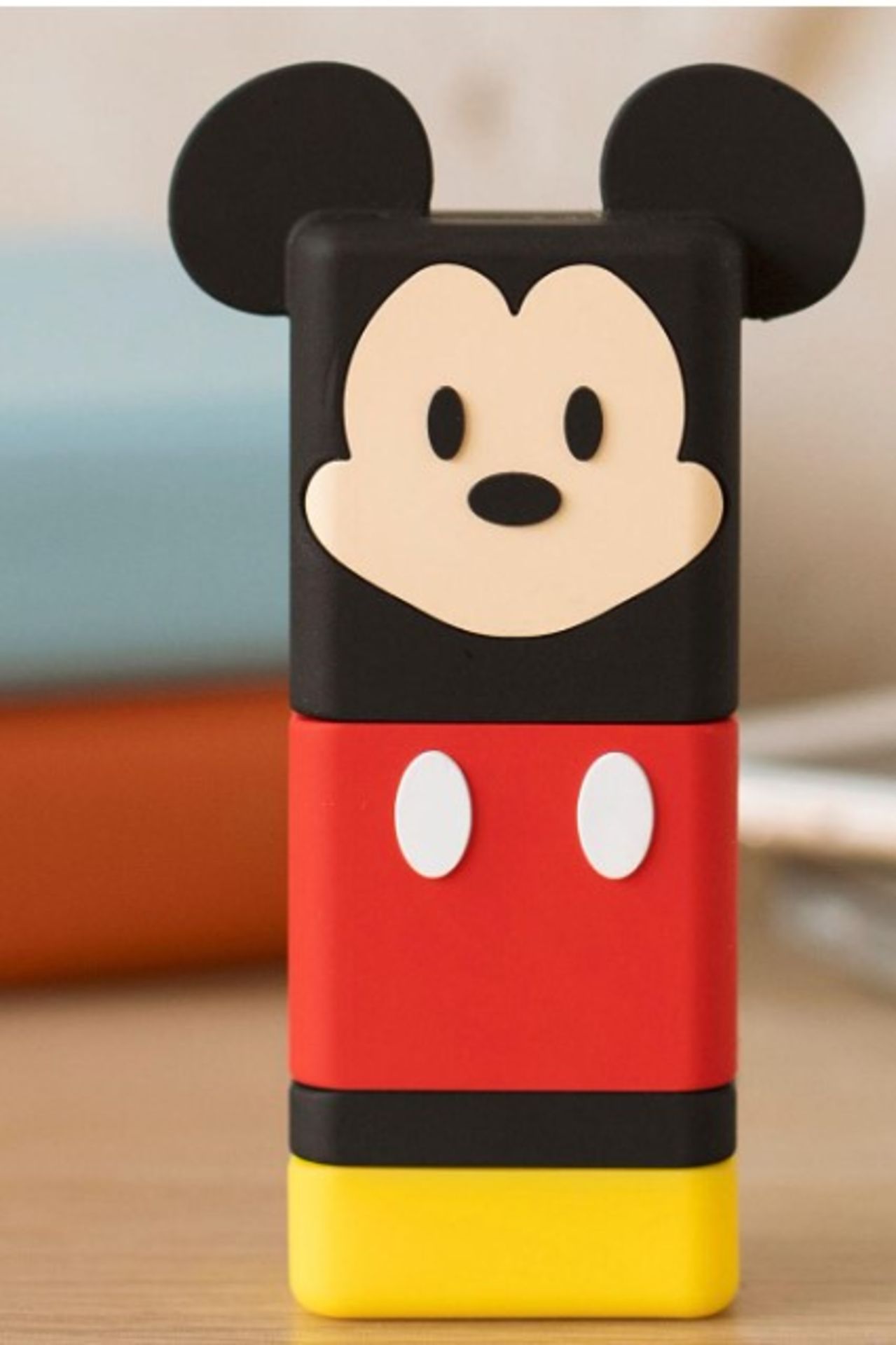 RRP £19 - Mickey Mouse 3D Powerbank