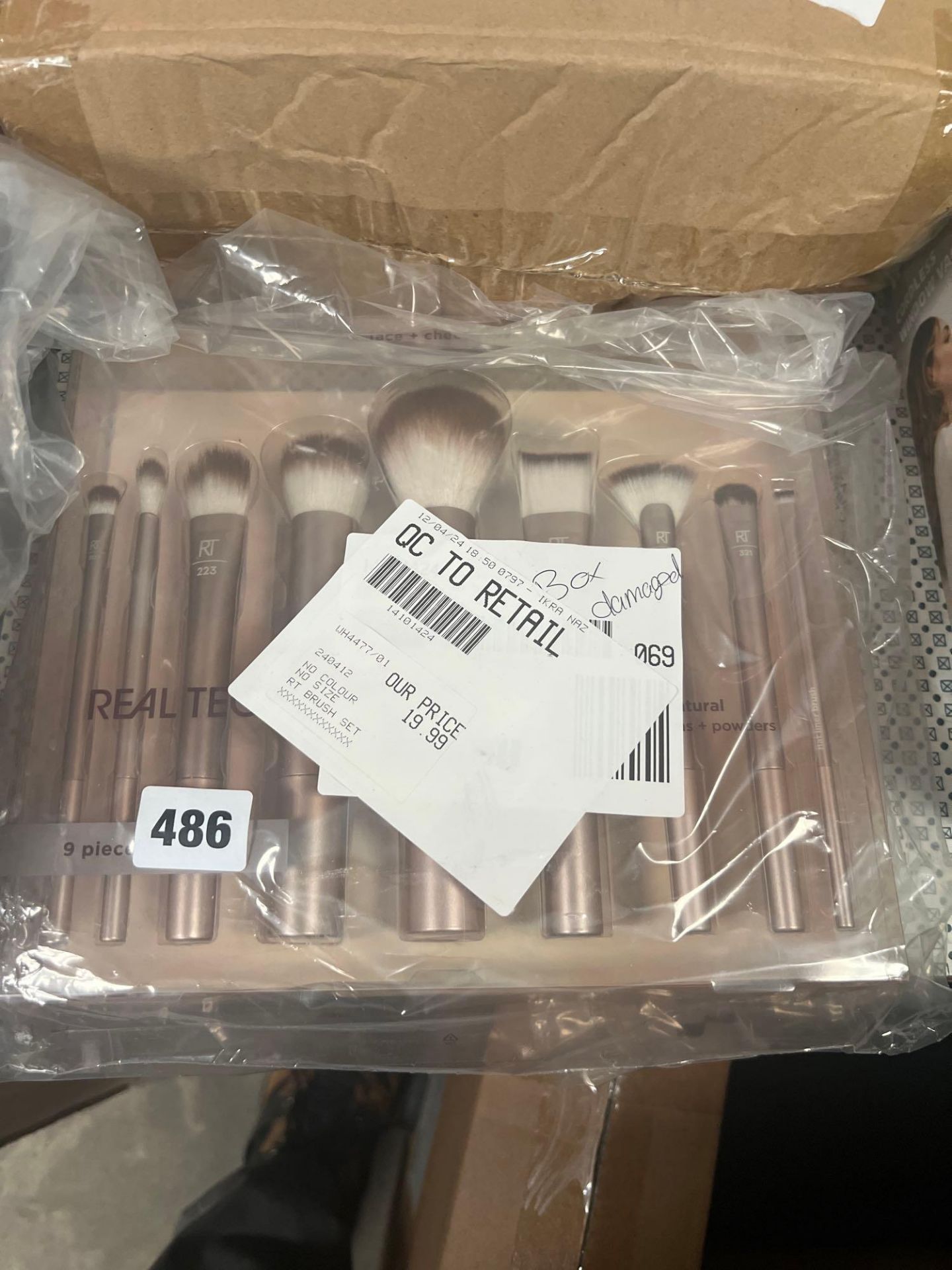 RRP £30.00 - Real Techniques Au Natural Complete Brush Kit - Image 2 of 2