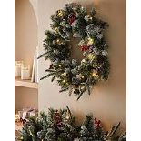 RRP £23 - Salzburg Pre-Lit Christmas Wreath CG1223