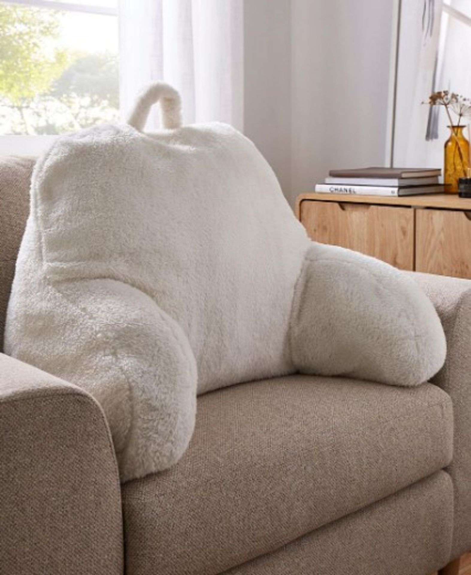 RRP £30 - Cuddle Fleece Back Cushion