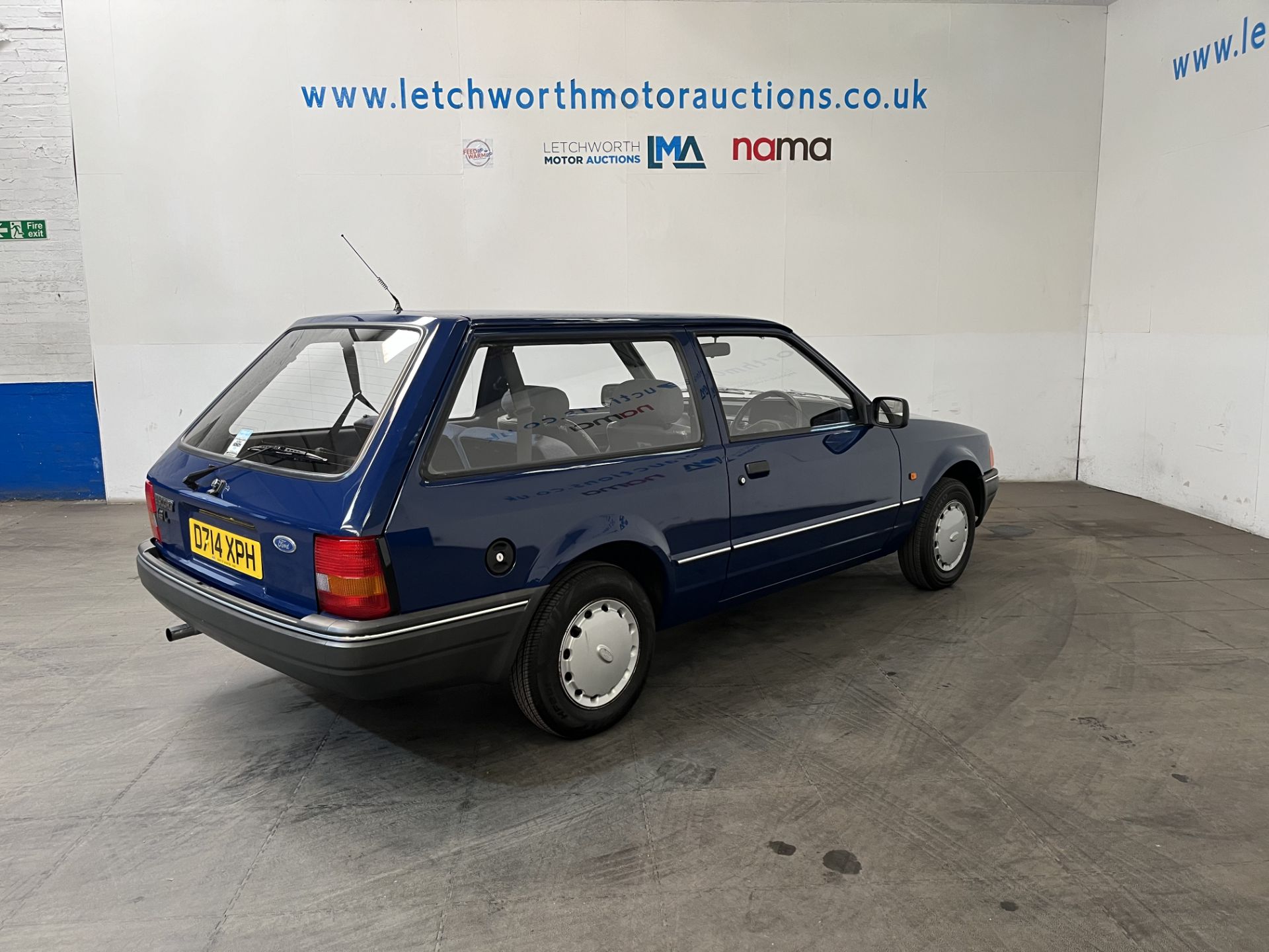 1986 Ford Escort L Estate Auto - 1597cc - Image 6 of 18