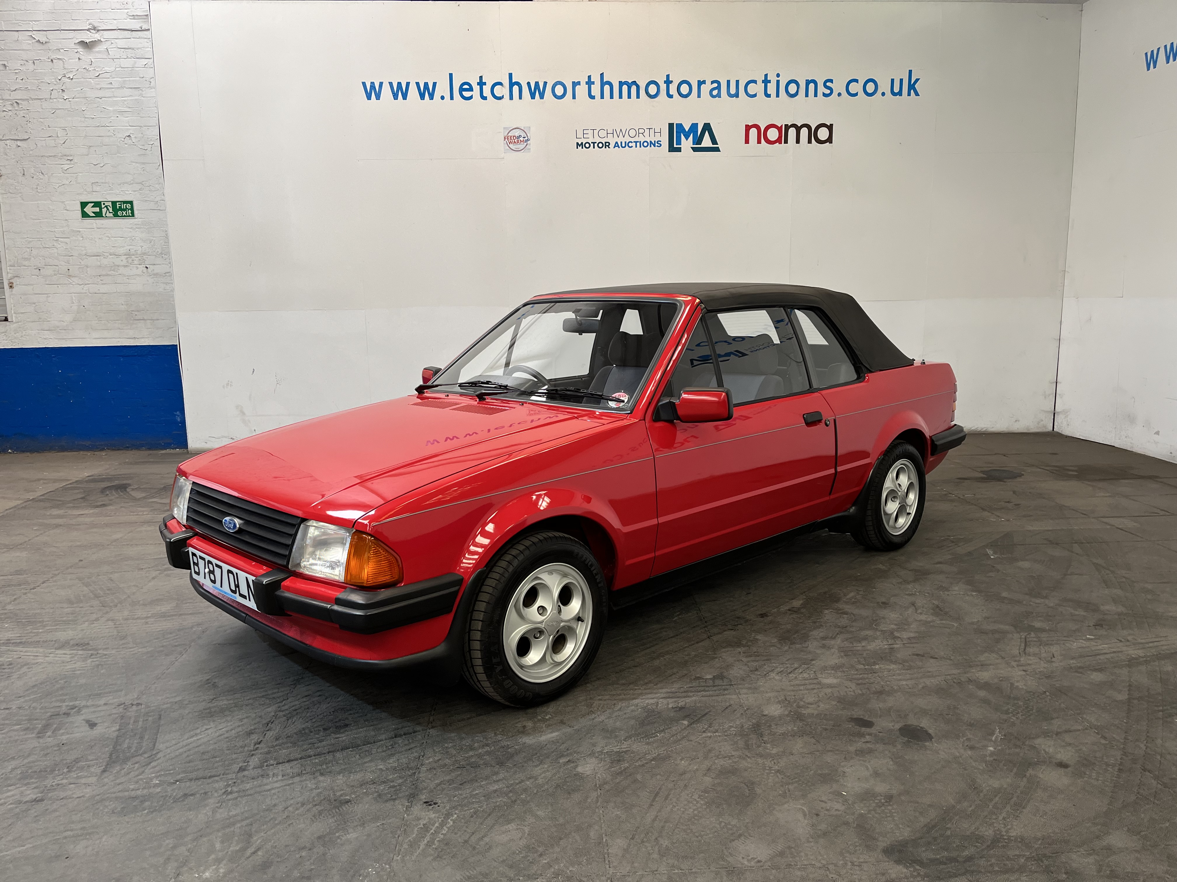 1985 Ford Escort 1.6i Cabriolet - 1597cc *ONE OWNER FROM NEW* - Image 5 of 24