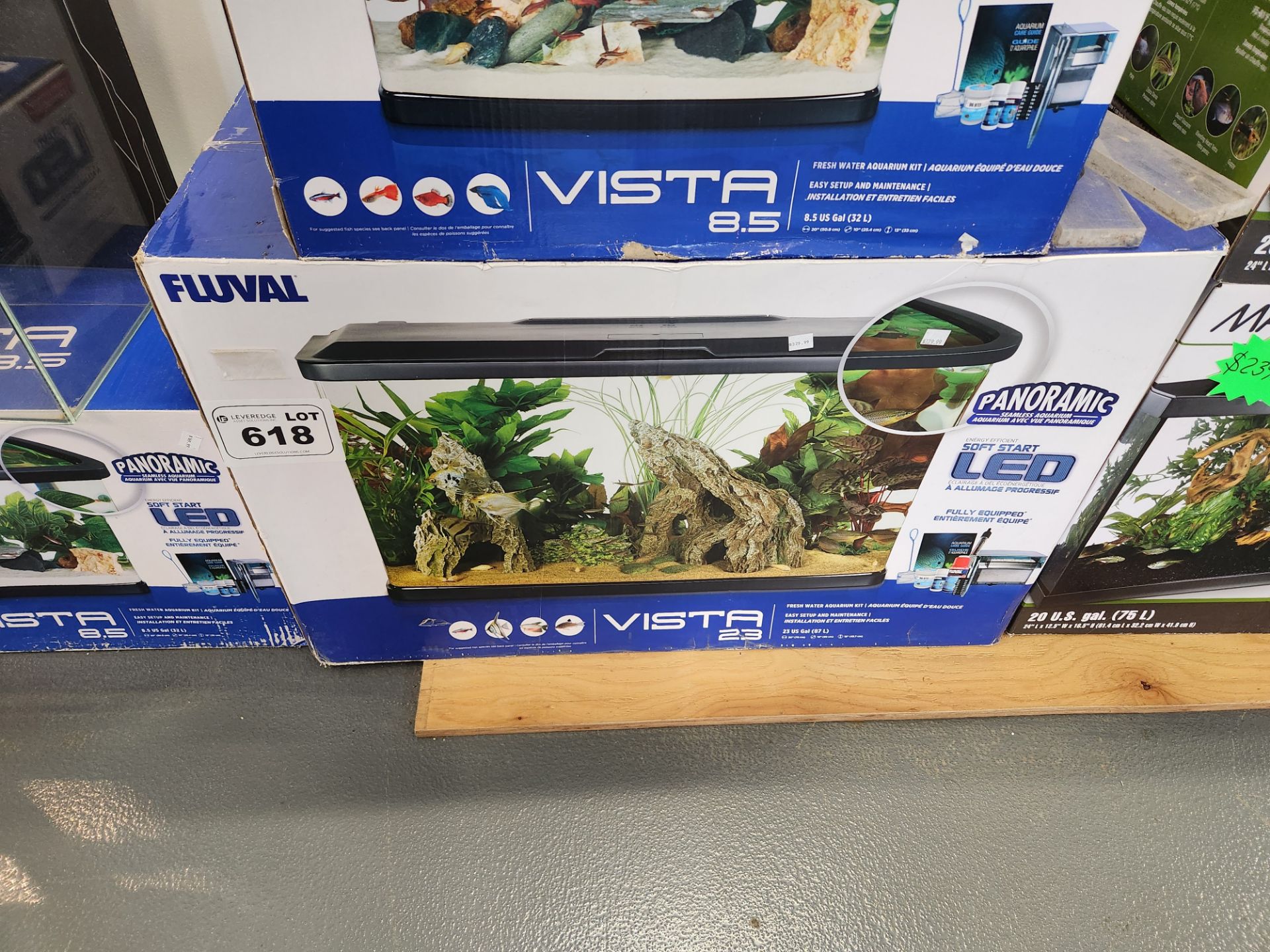 Fluval Vista 23Gal Fresh Water Aquarium Kit