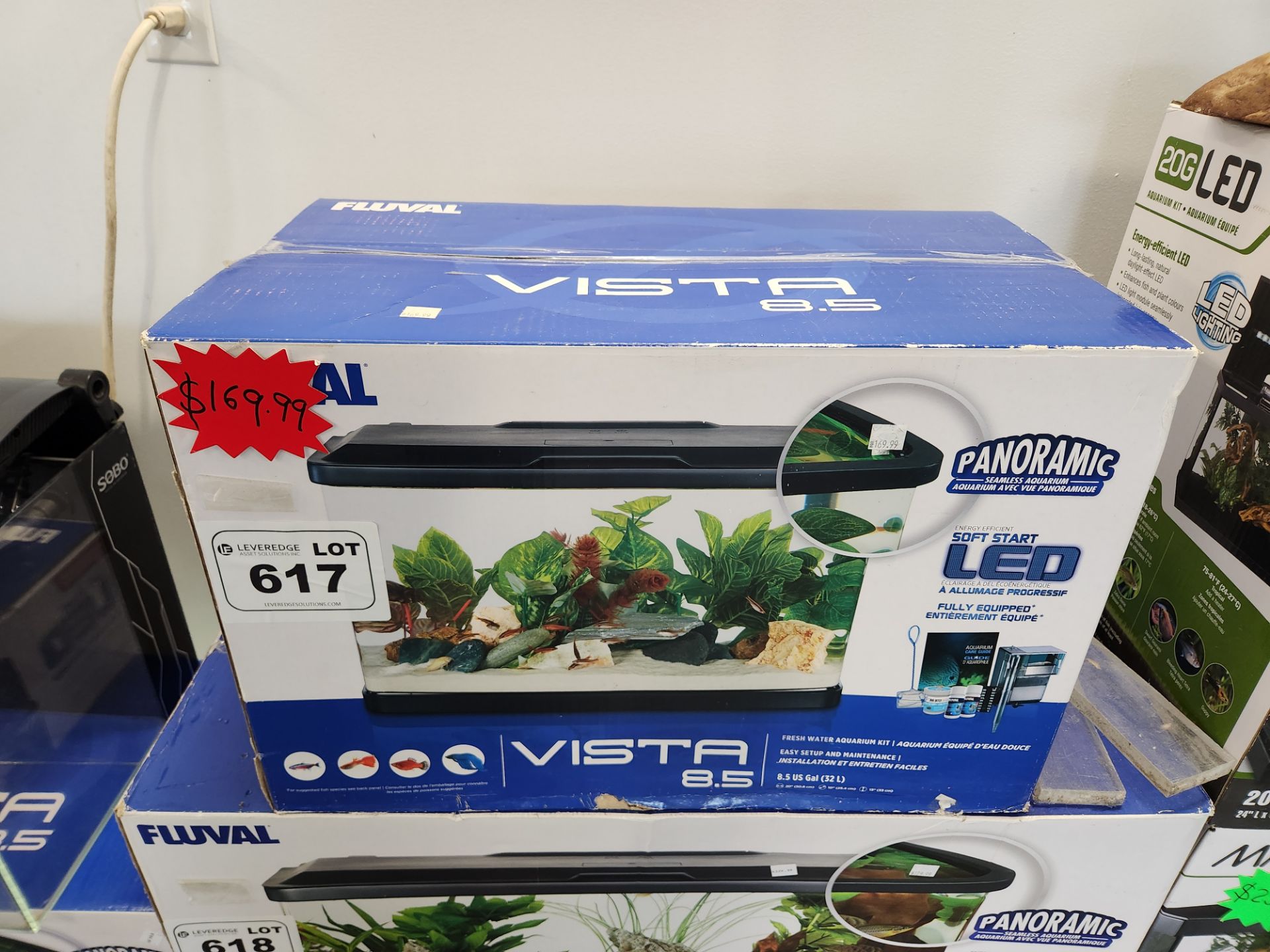 Fluval Vista 8.5Gal Fresh Water Aquarium Kit