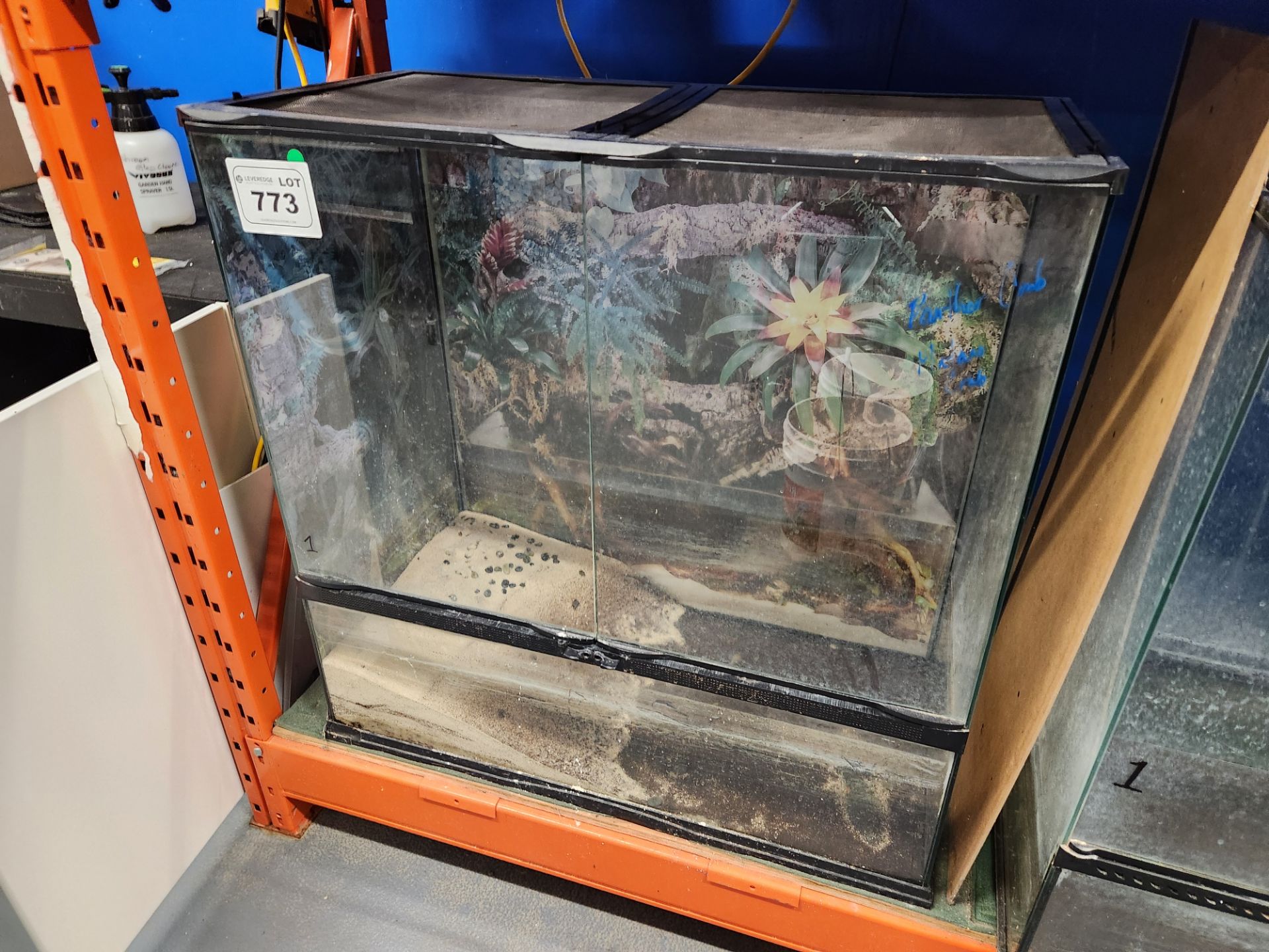 Used Terrarium approx 35.5"x18"x36"