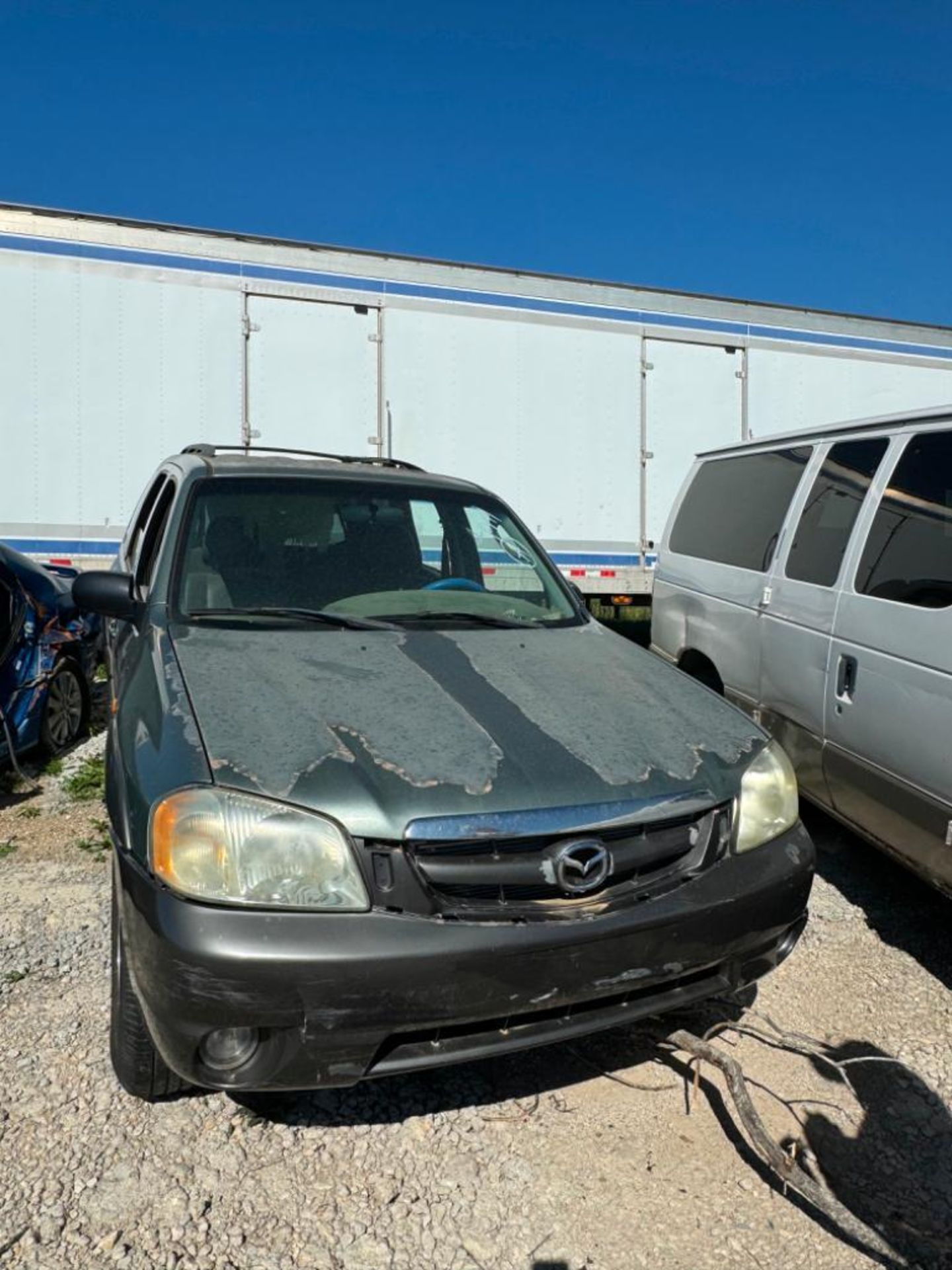 2003 Mazda Tribute - Image 2 of 11