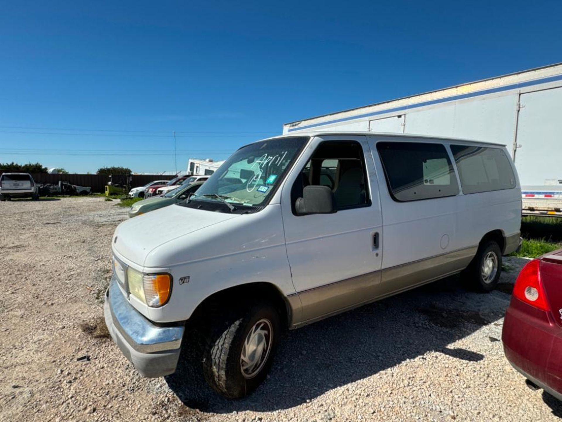 2002 FORD ECONOLINE E150 - Image 2 of 15