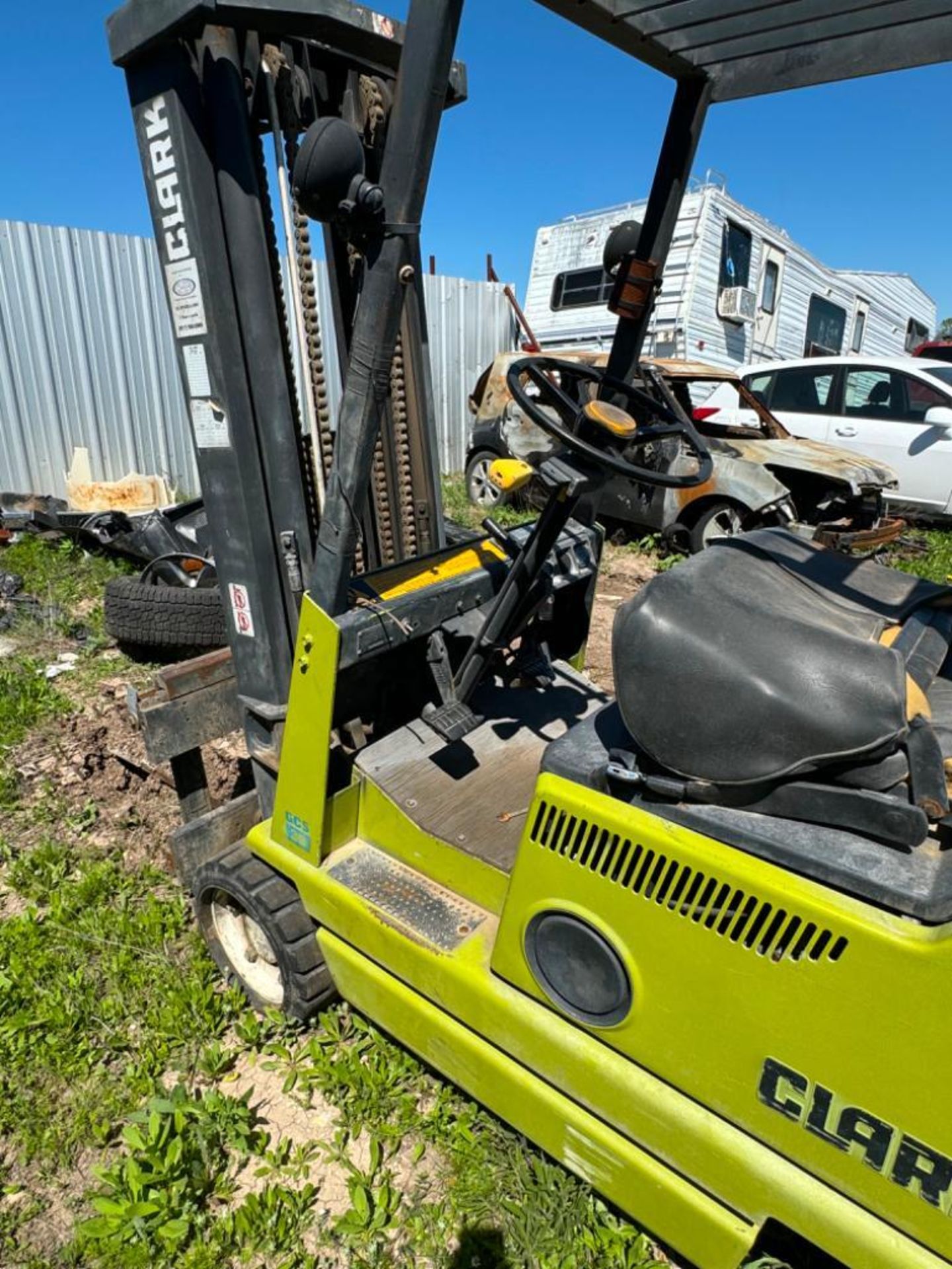 Clark Fork Lift - Image 10 of 19