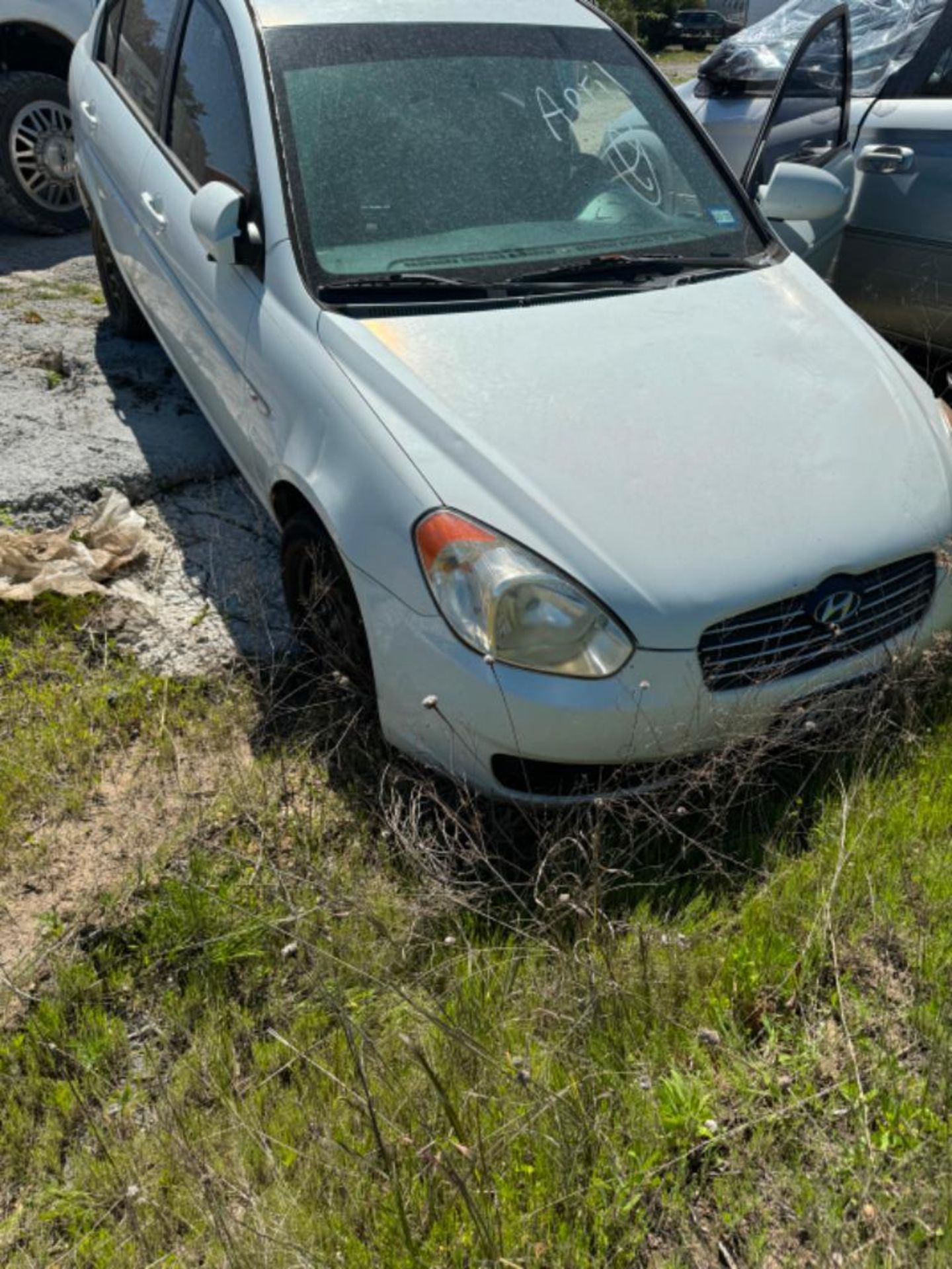 2008 HYUNDAI ACCENT - Image 2 of 12