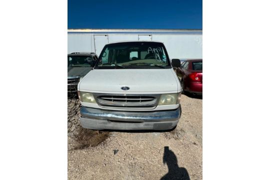 2002 FORD ECONOLINE E150 - Image 3 of 15