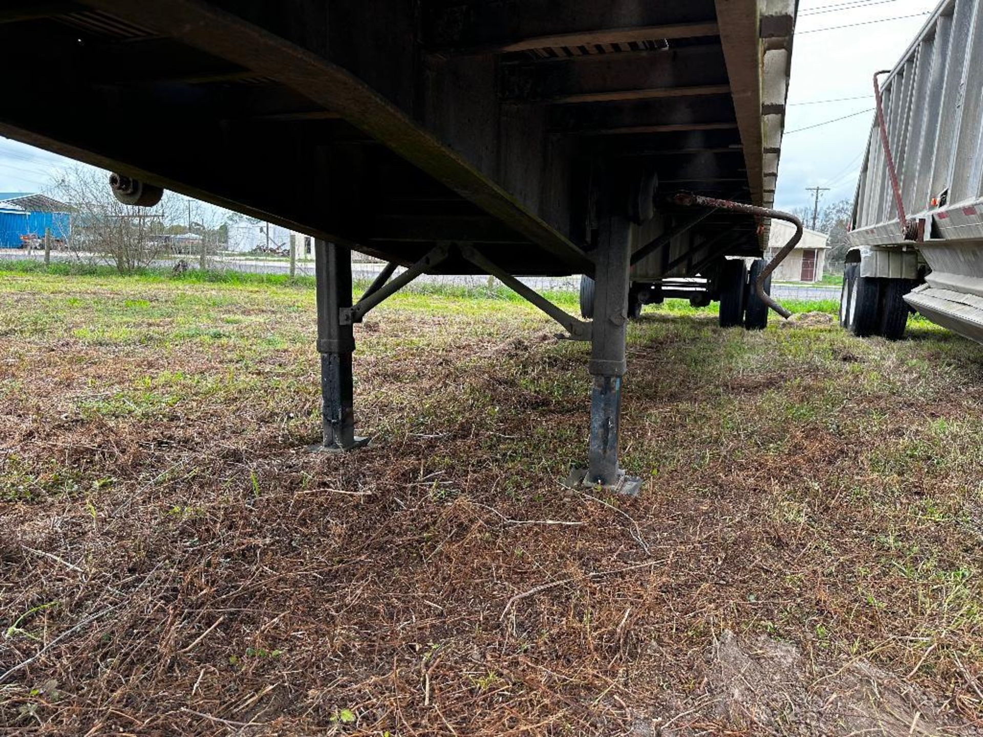 1985 Fruehauf Flatbed Trailer - Image 5 of 24