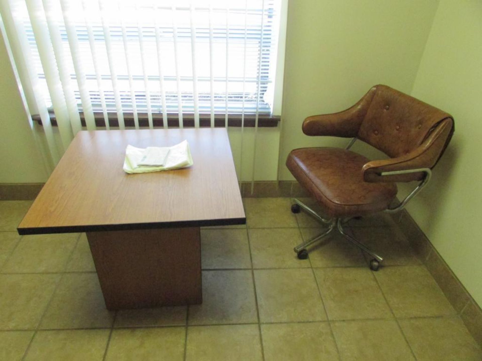 Lot of Office Furniture - Image 6 of 6