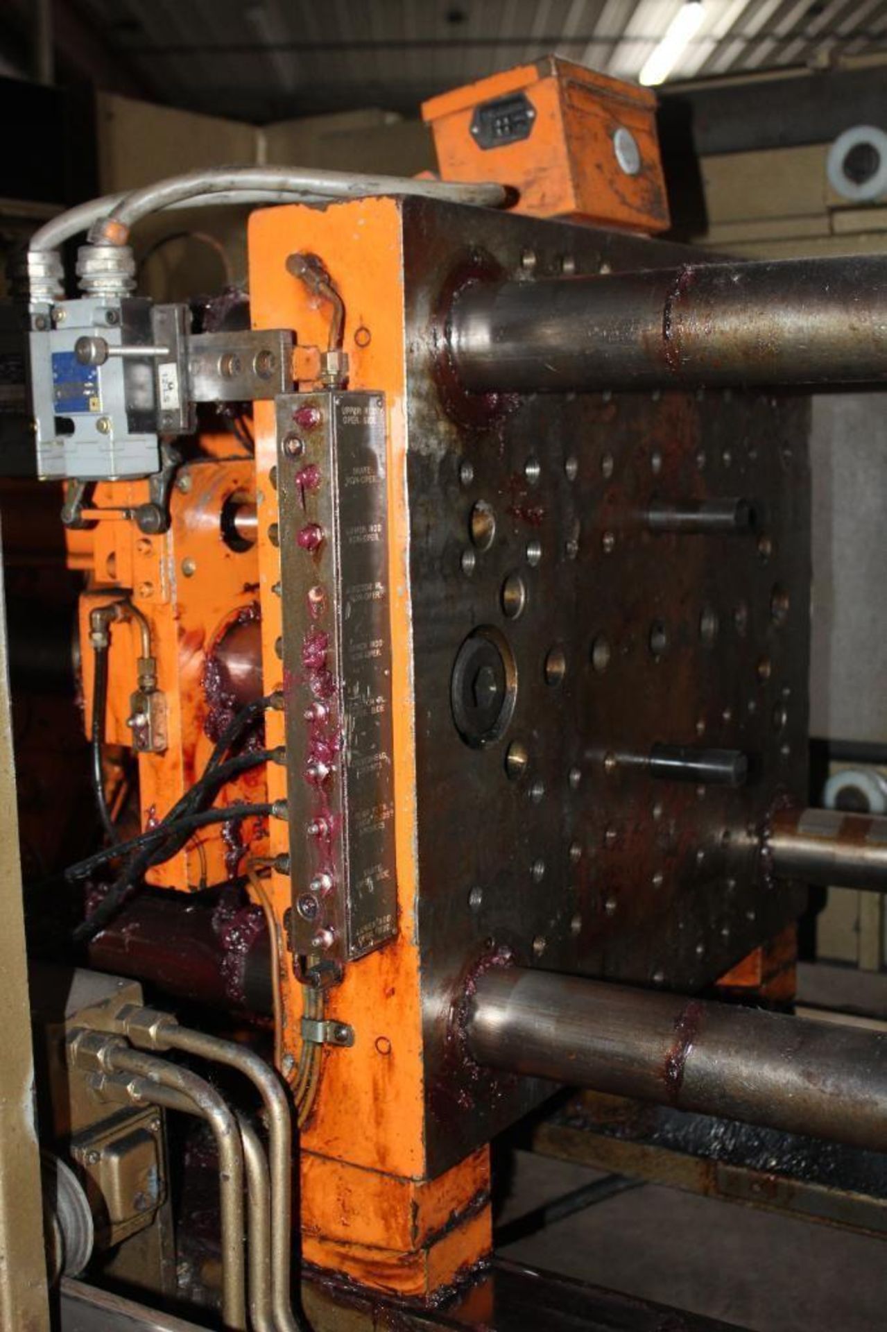 Cincinnati Milicron Model T75-8 75-Ton Injection Mold Machine Press - Image 9 of 24