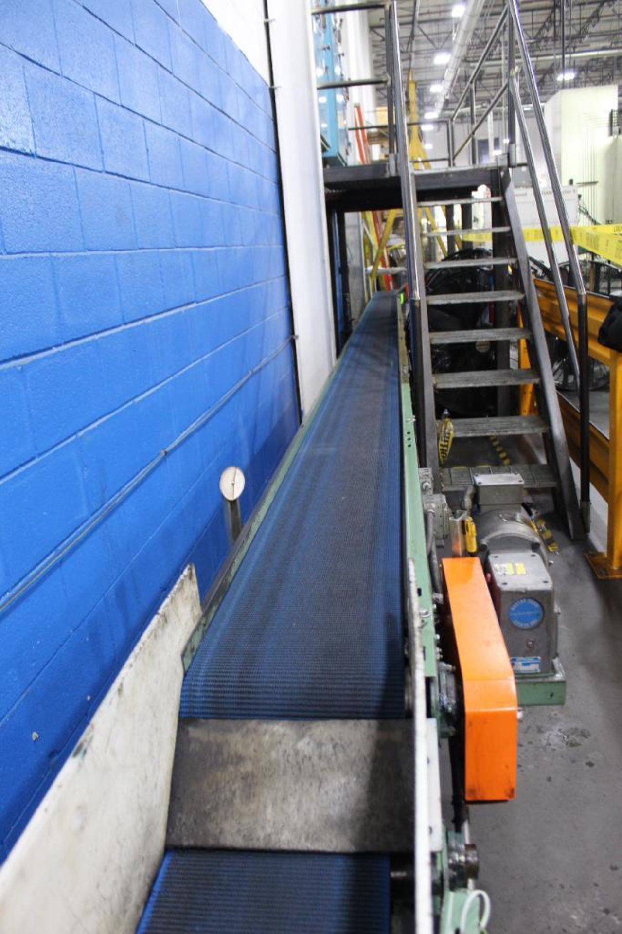 Roach Conveyor Systems 40'x13" - Image 2 of 10