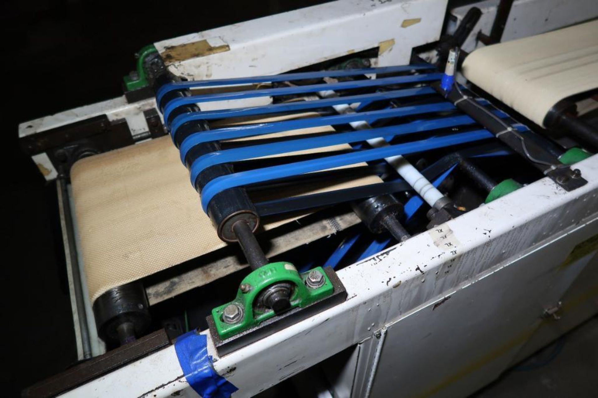 PLC Control, 8" Infeed Conveyor, Z-Type Belt Folder, Poly Bagging ...