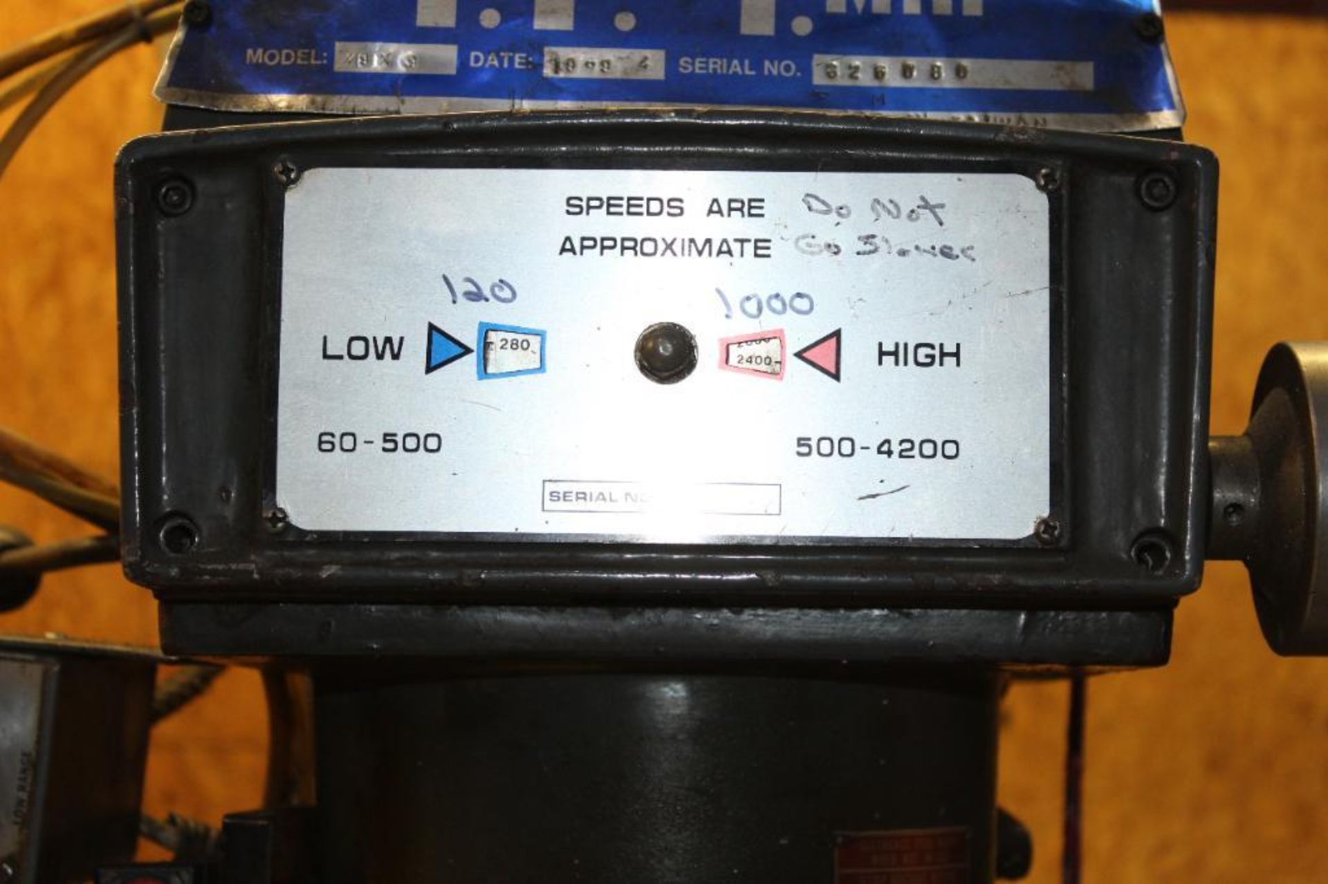 1988 T.F.Y. Lincoln Knee Mill Model 19X9 with 2-Axis Sorgon Digital Readout - Image 5 of 15