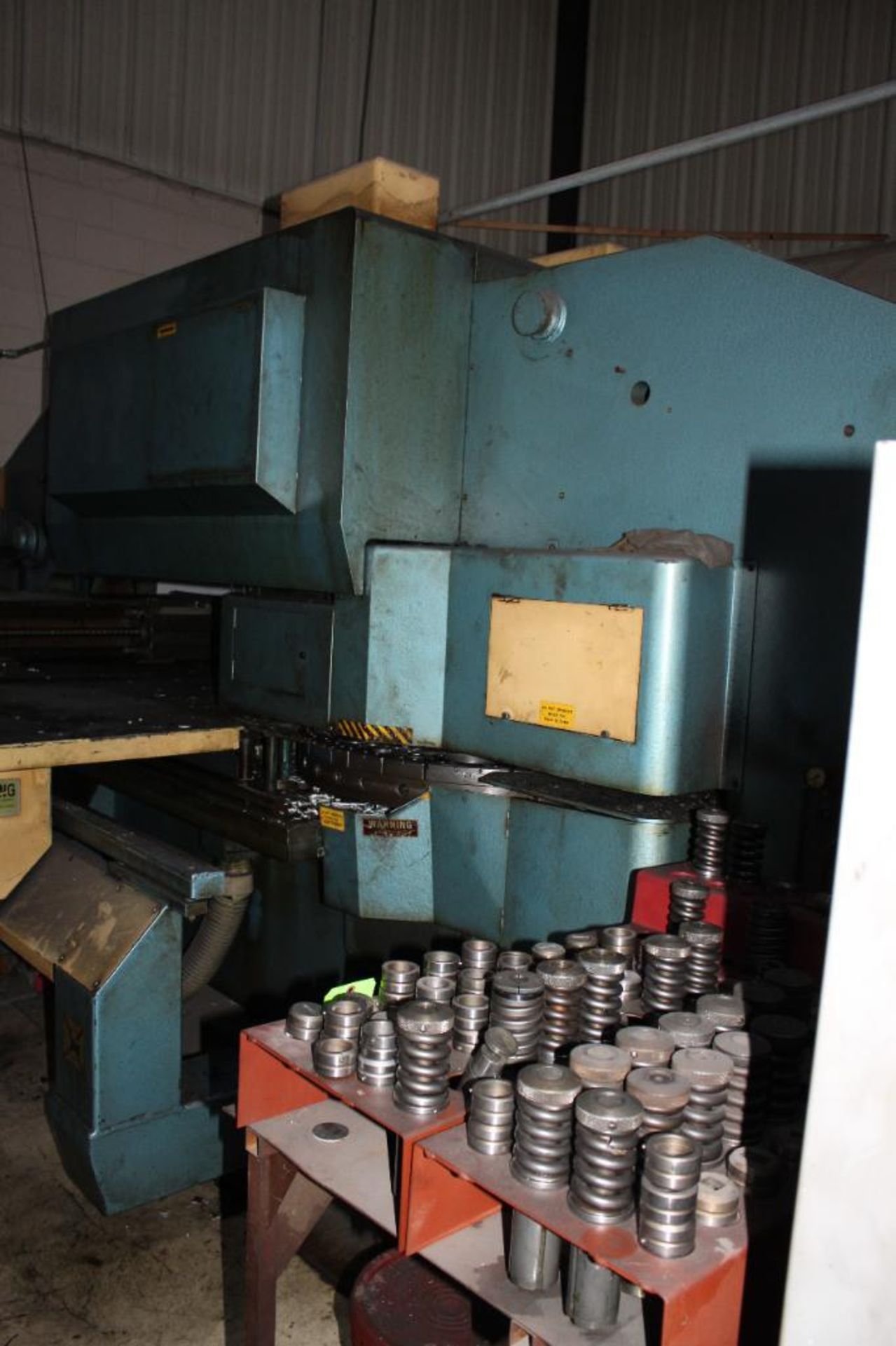 1983 Amada Vela II 30 Ton CNC Punch Press 305050 W/ Amada Fanuc-O System 6M CNC Control - Bild 17 aus 25